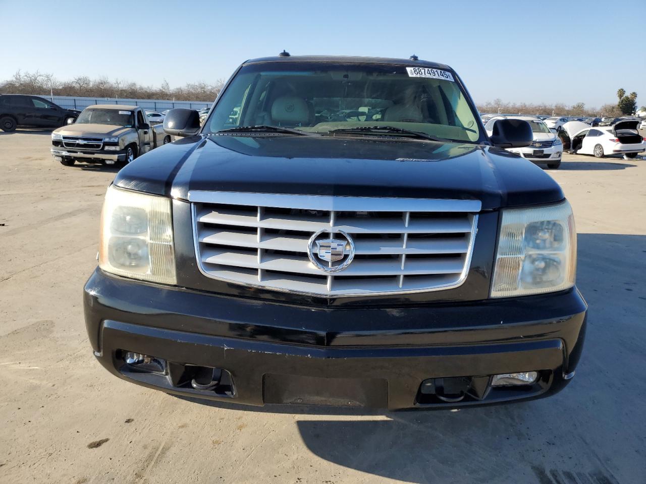 2003 Cadillac Escalade - Image 5