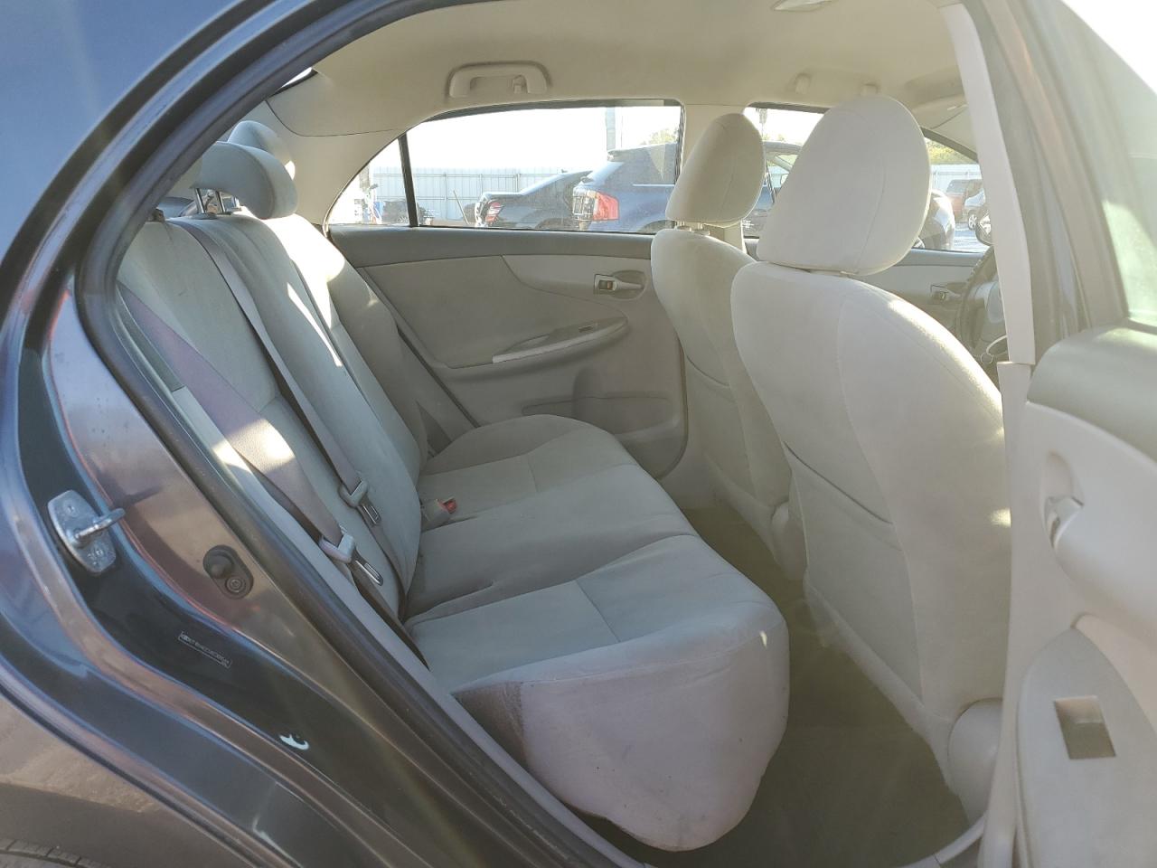 2010 Toyota Corolla - Image 10