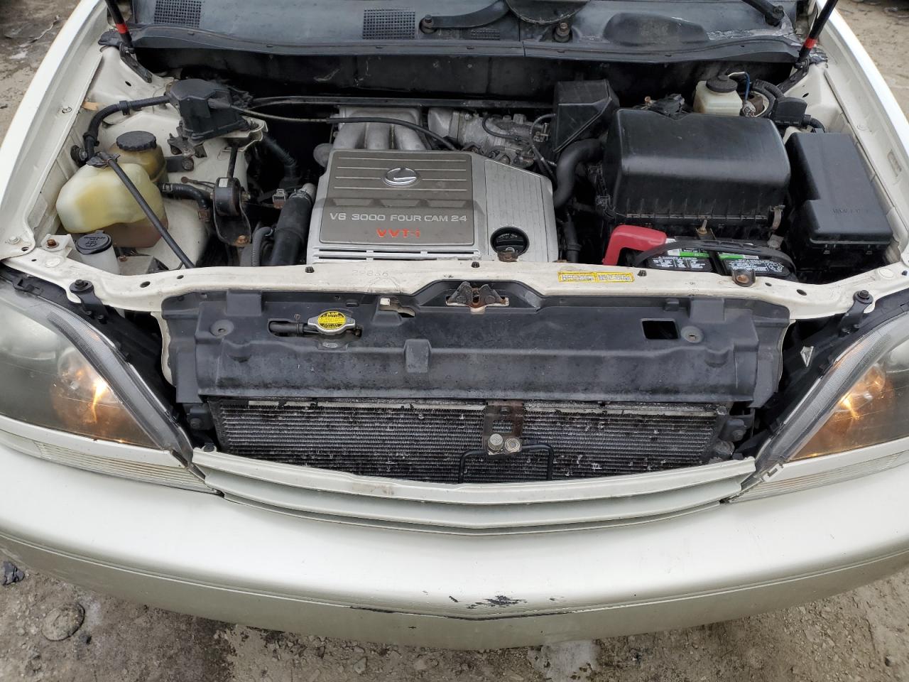 2000 Lexus RX - Image 12
