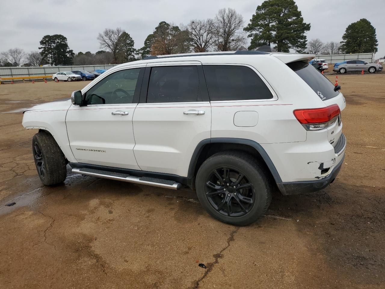 2015 Jeep Grand Cherokee - Image 2
