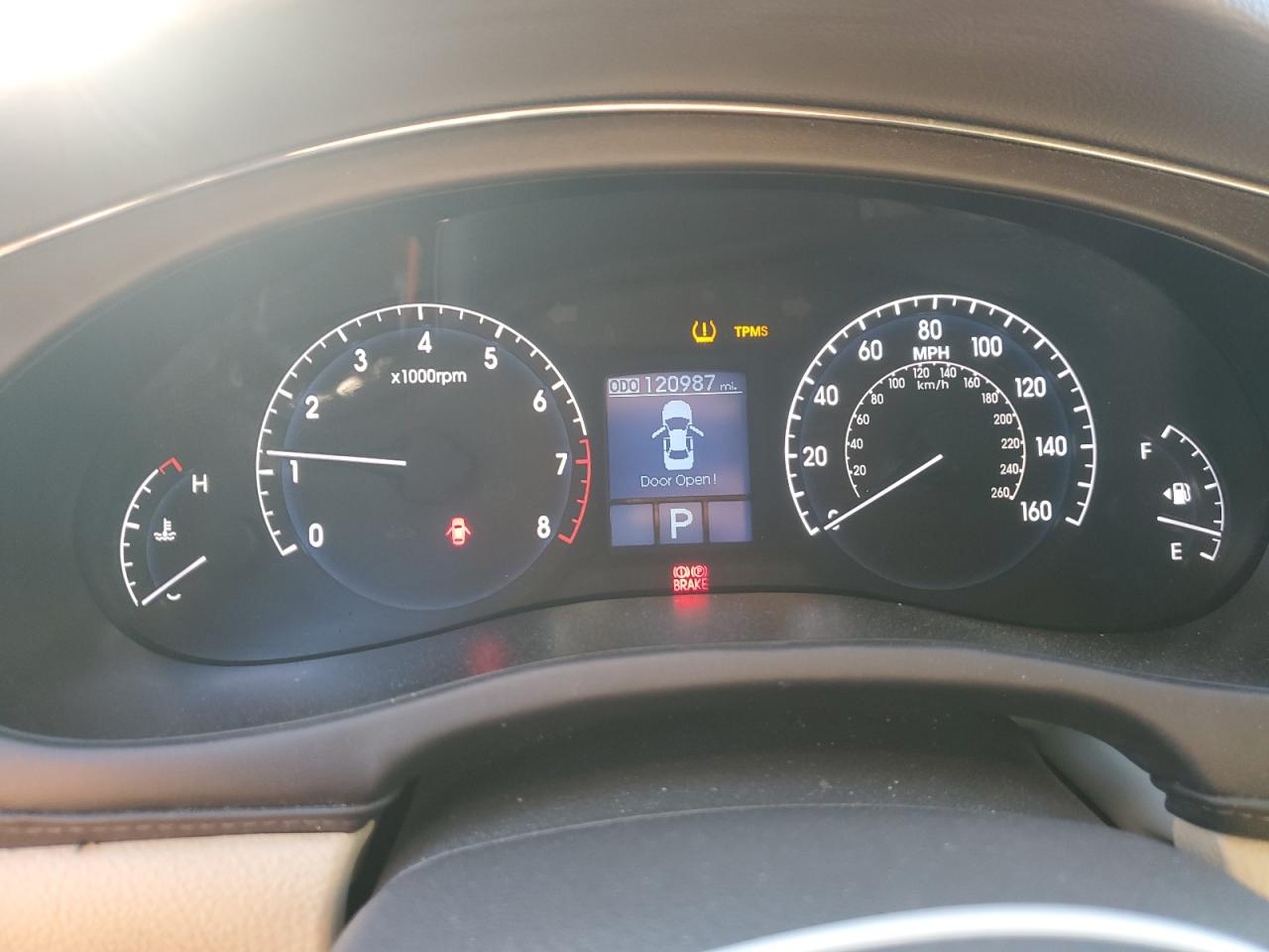 2009 Hyundai Genesis - Image 9