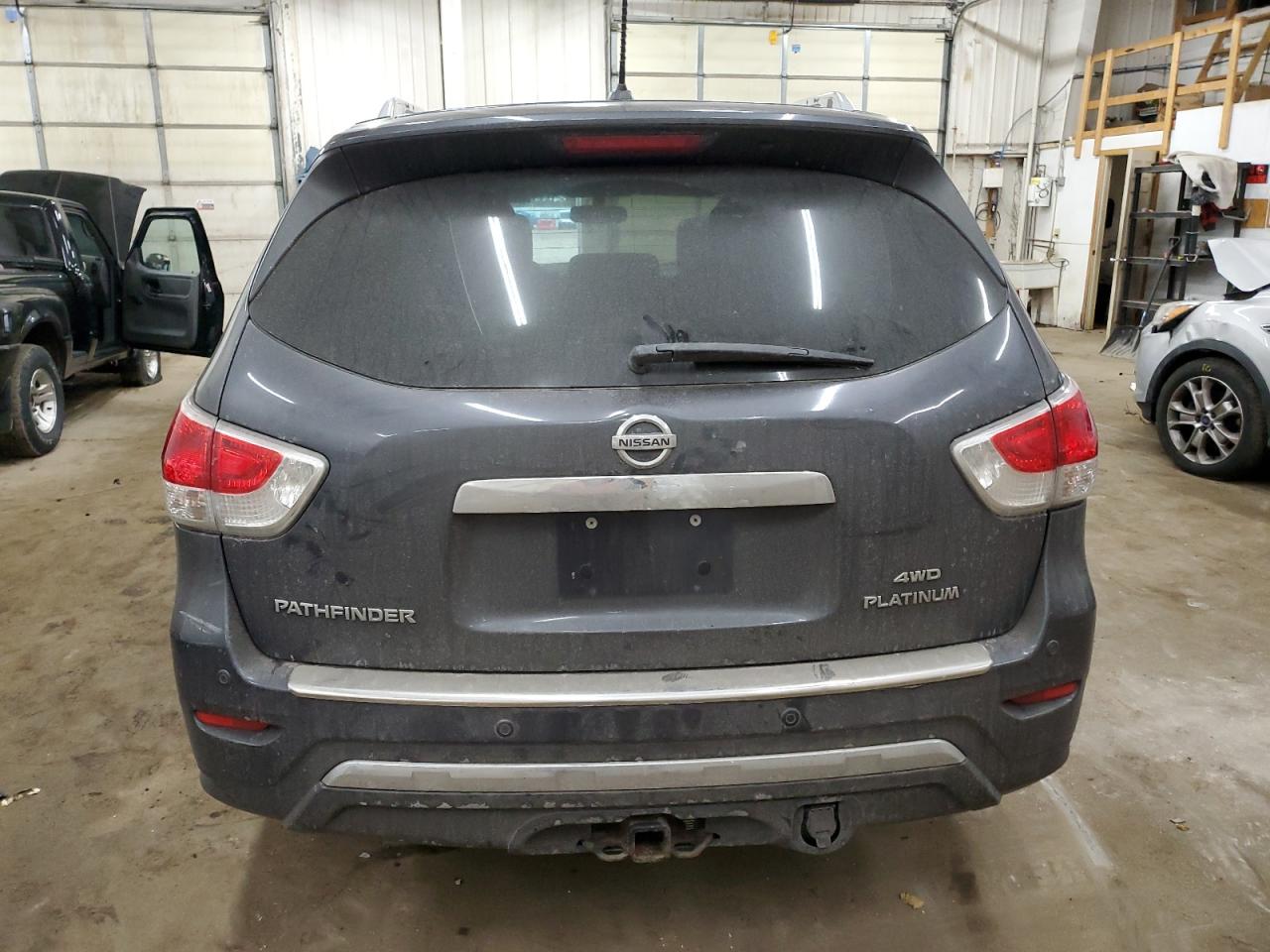 2014 Nissan Pathfinder - Image 6
