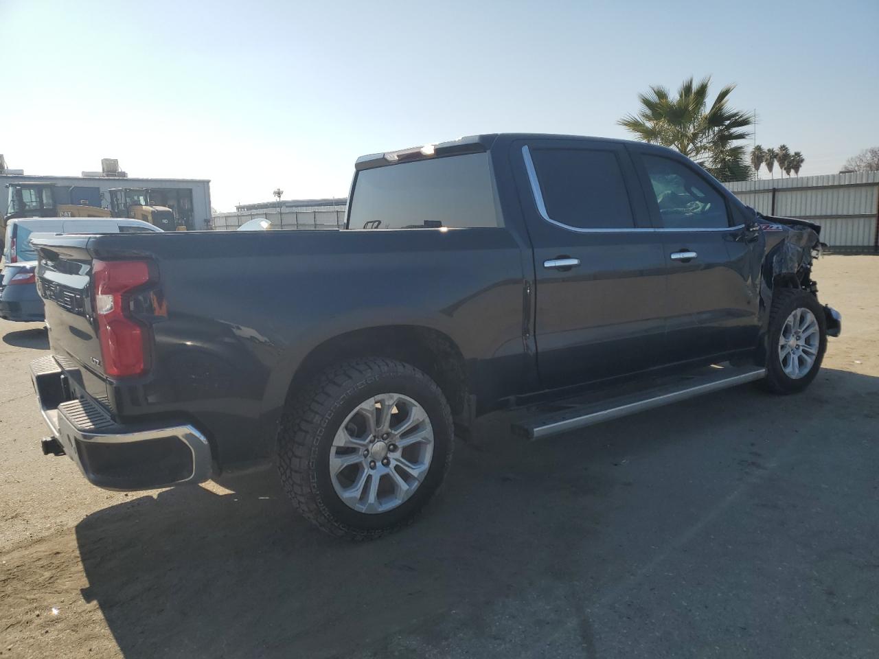 2022 Chevrolet Silverado - Image 3