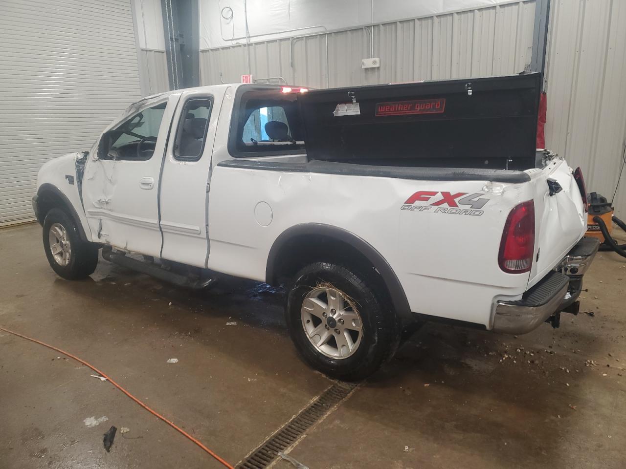 2003 Ford F-150 - Image 2