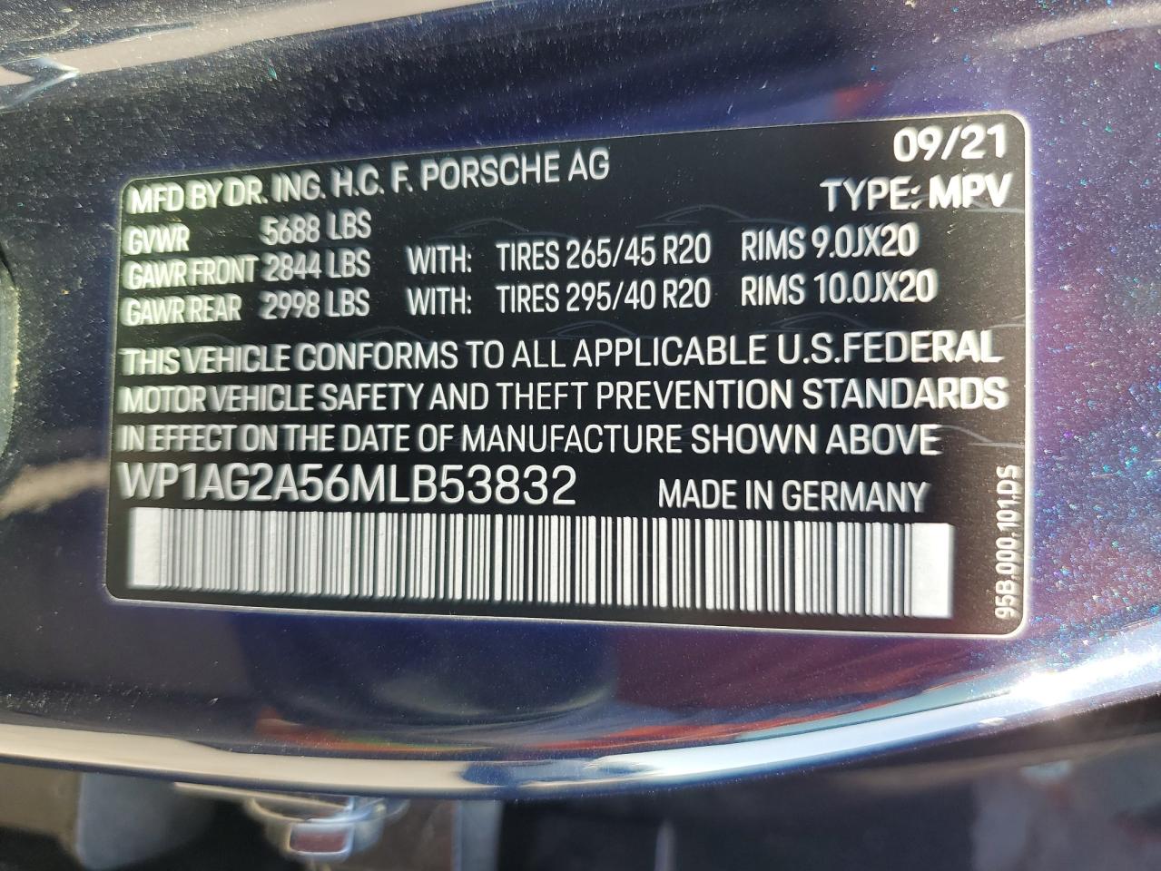 2021 Porsche Macan - Image 15