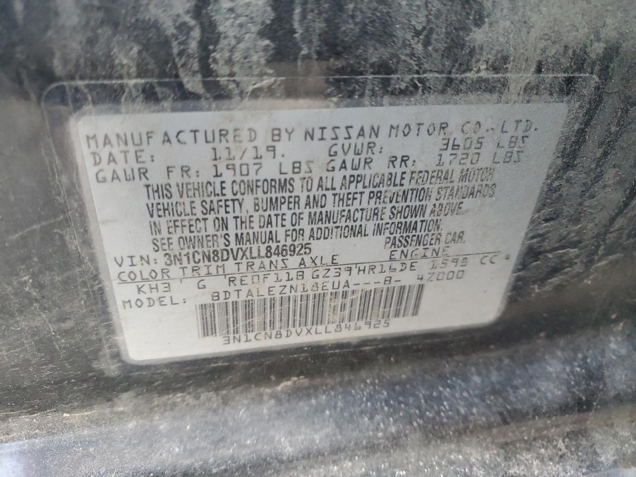 2020 Nissan Versa - Image 12