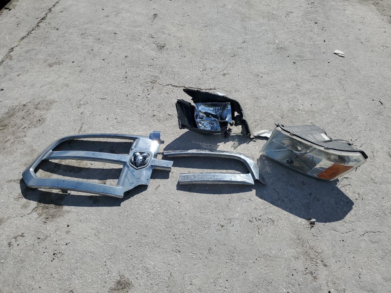 2016 RAM 1500 - Image 12