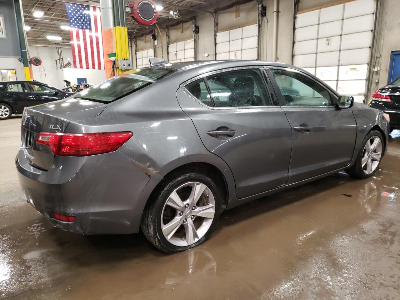 2013 Acura ILX - Image 3