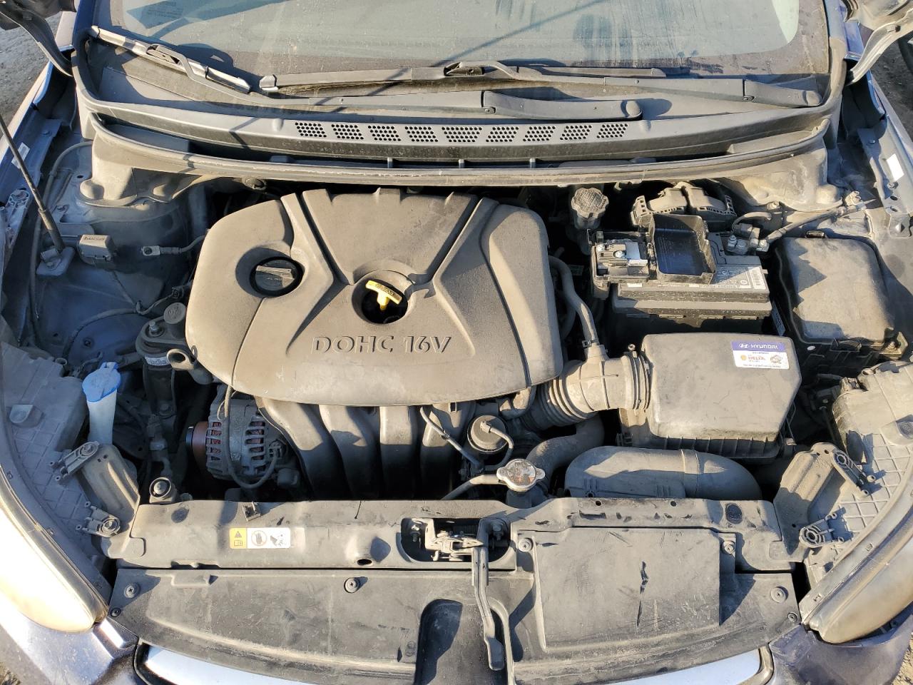 2013 Hyundai Elantra - Image 11