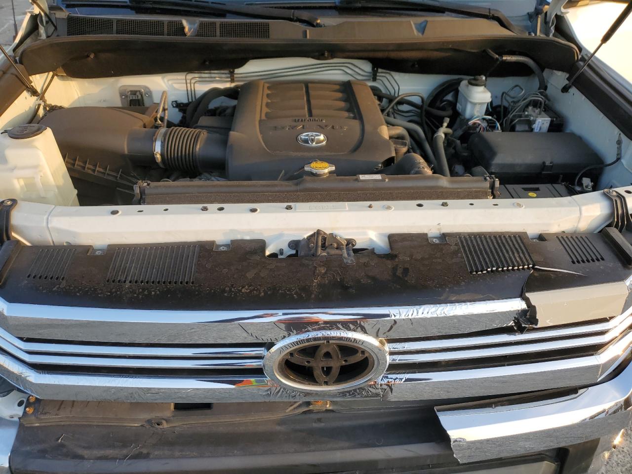 2016 Toyota Tundra - Image 13