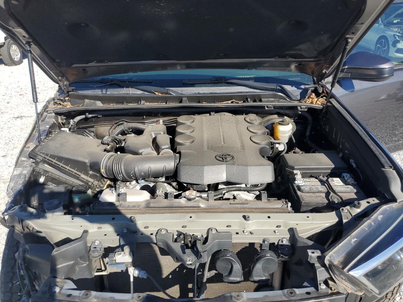 2016 Toyota 4Runner - Image 12