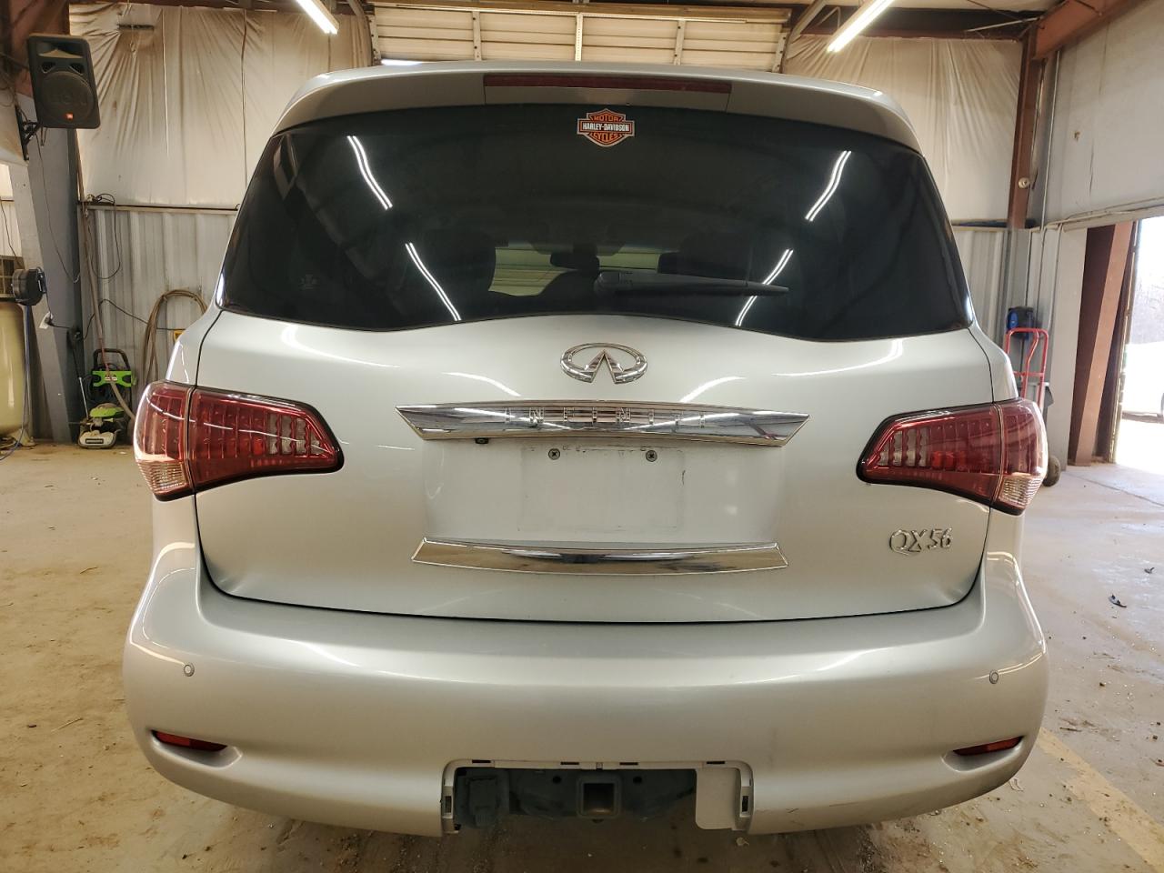 2012 Infiniti QX56 - Image 6