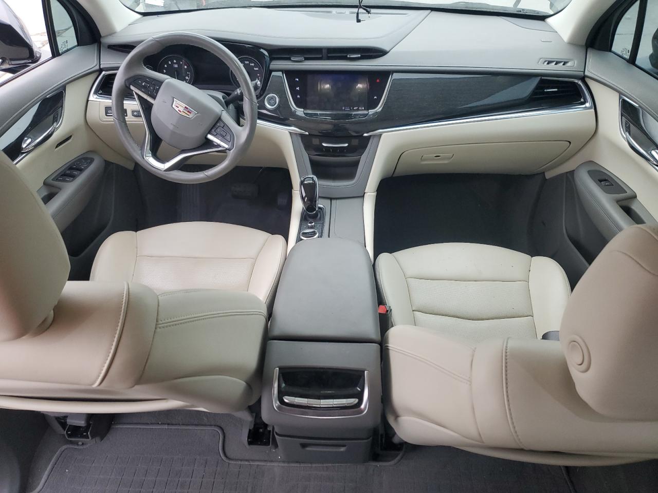 2022 Cadillac XT6 - Image 8