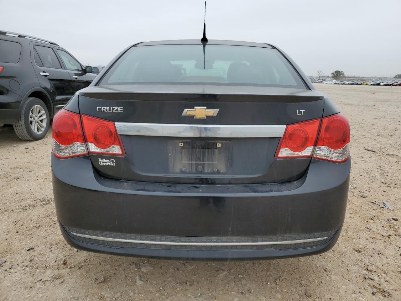 2013 Chevrolet Cruze - Image 6