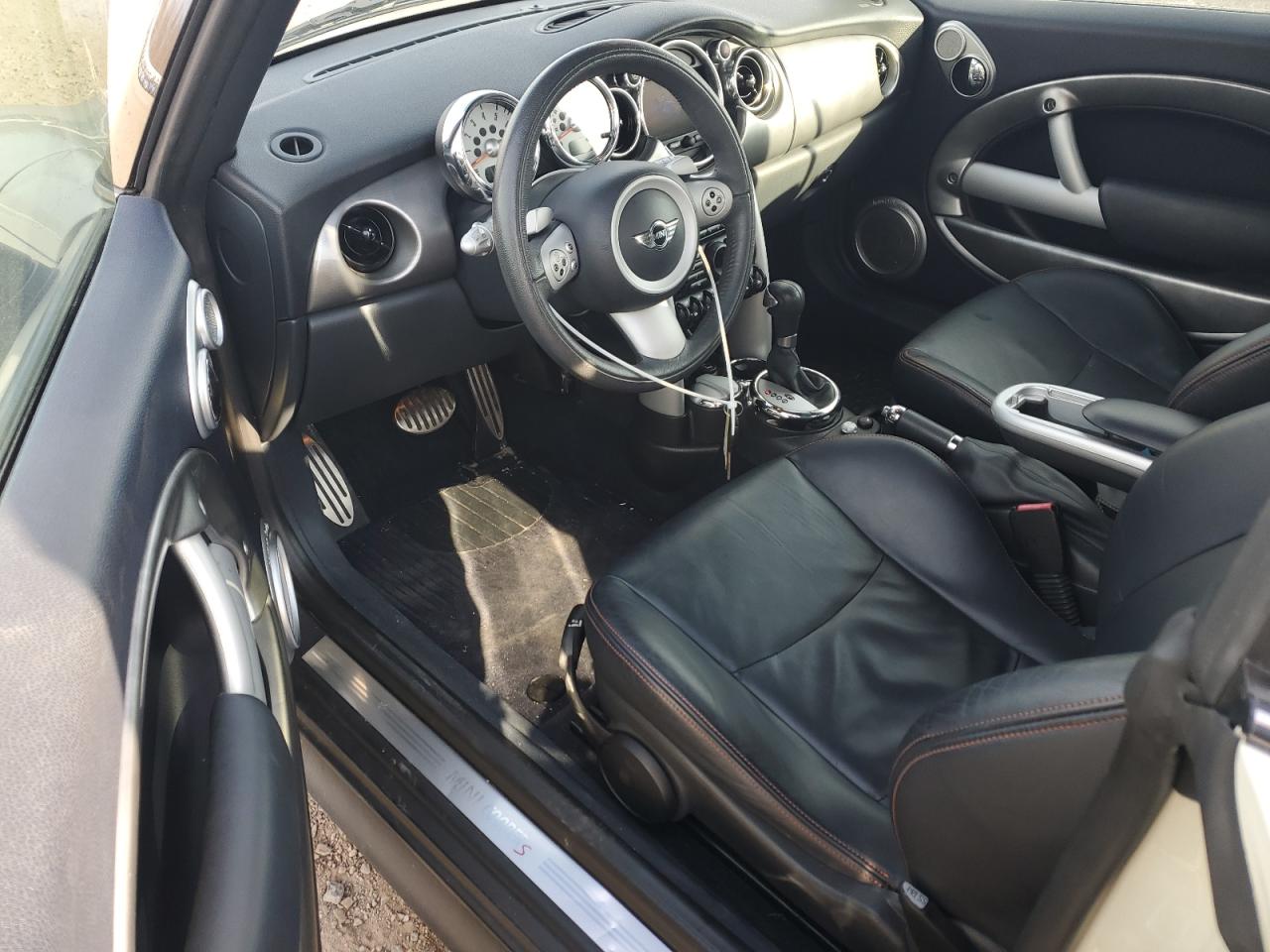 2006 Mini Cooper S VIN: WMWRH335X6TK58782 Lot: 89123015