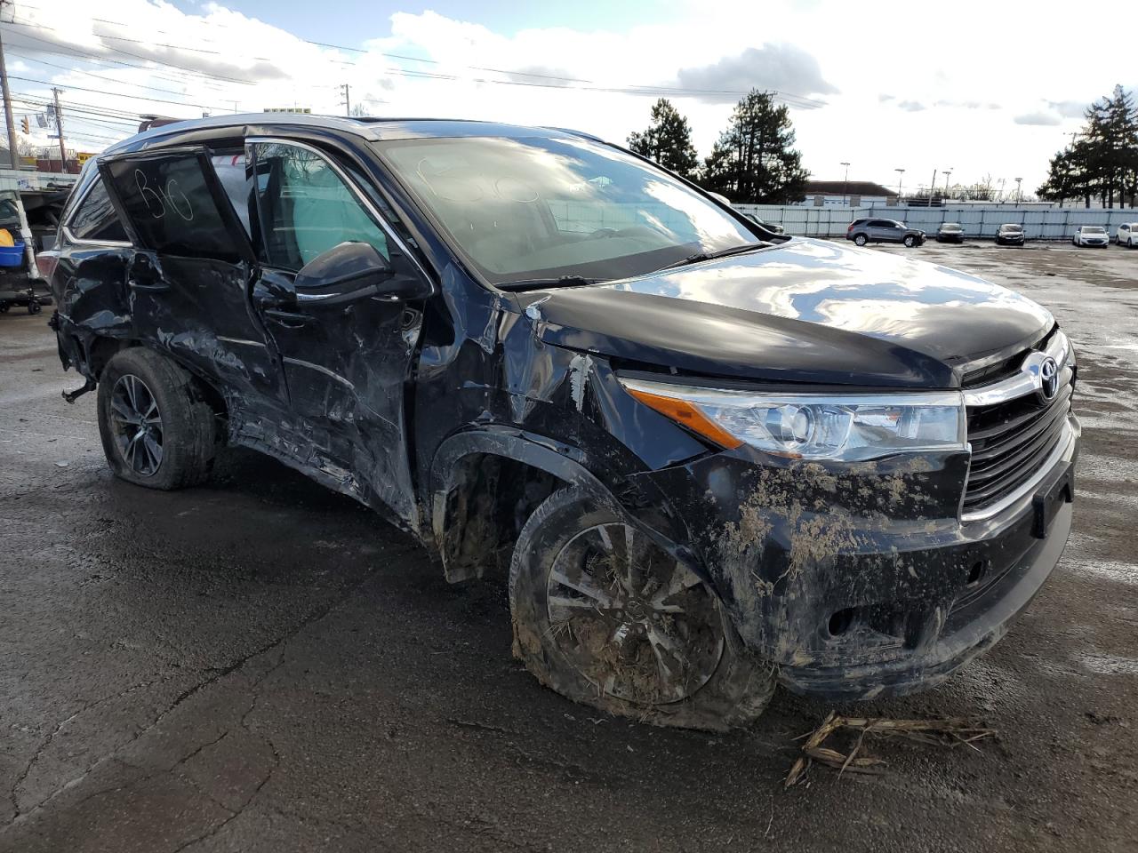 2016 Toyota Highlander - Image 4