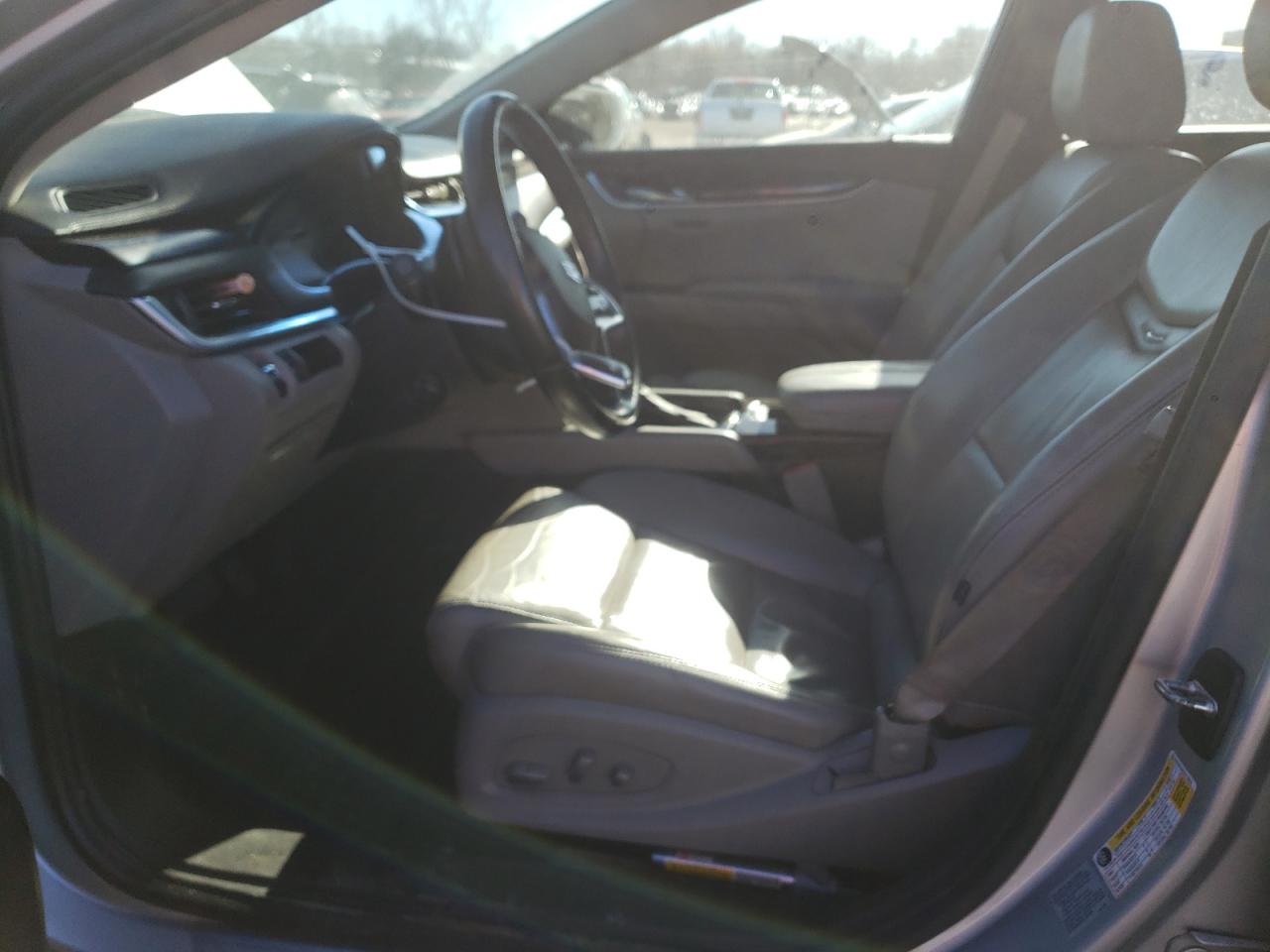 2016 Cadillac XTS - Image 7