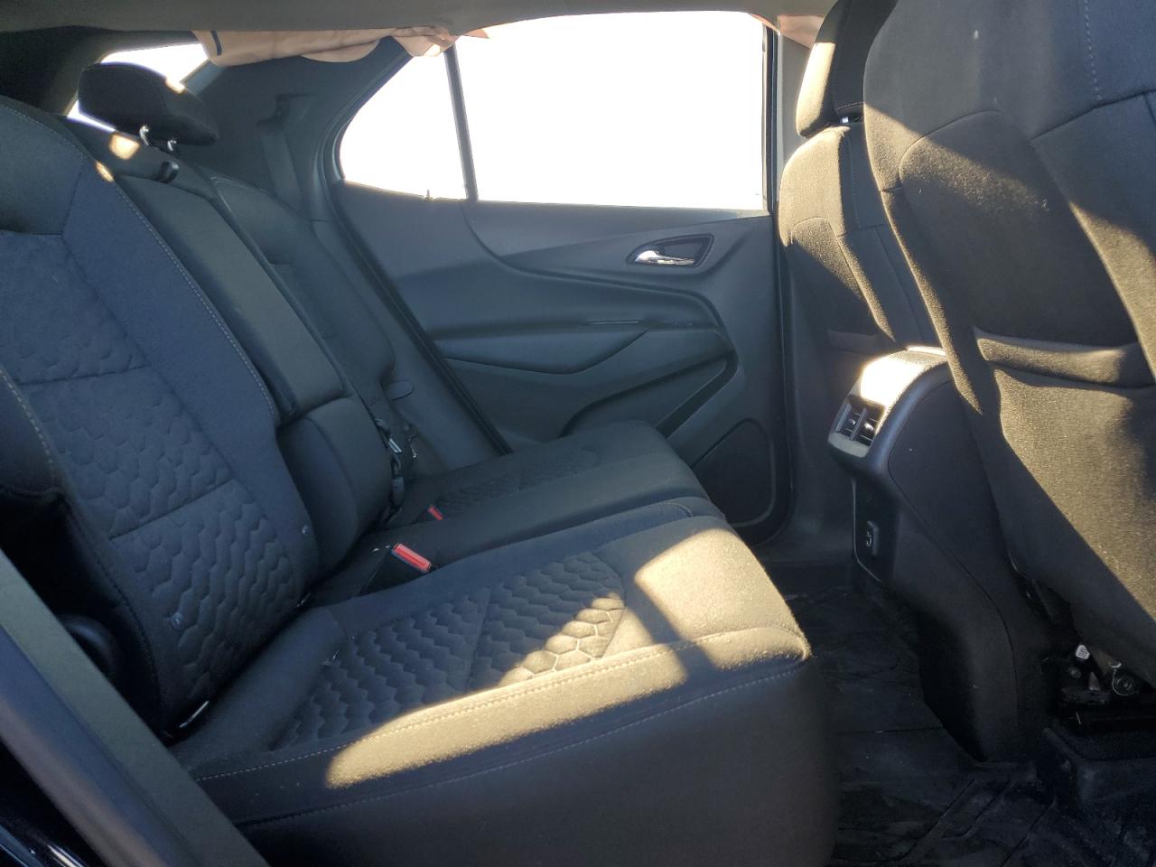2020 Chevrolet Equinox - Image 11