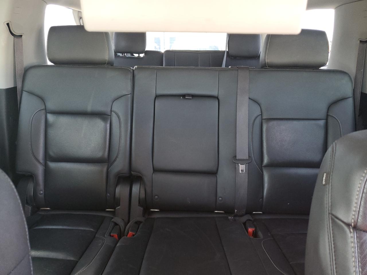 2016 GMC Yukon - Image 10