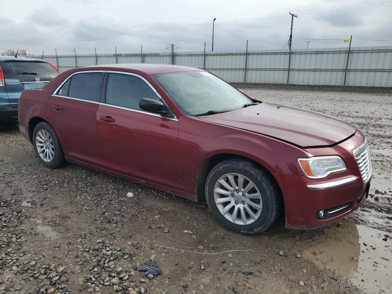 VIN 2C3CCAAG8DH735935 2013 CHRYSLER 300 no.4