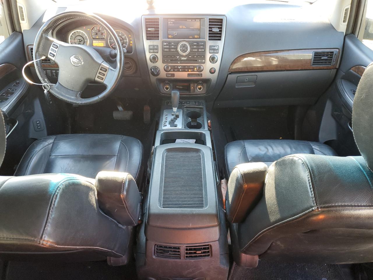 2010 Nissan Armada - Image 8
