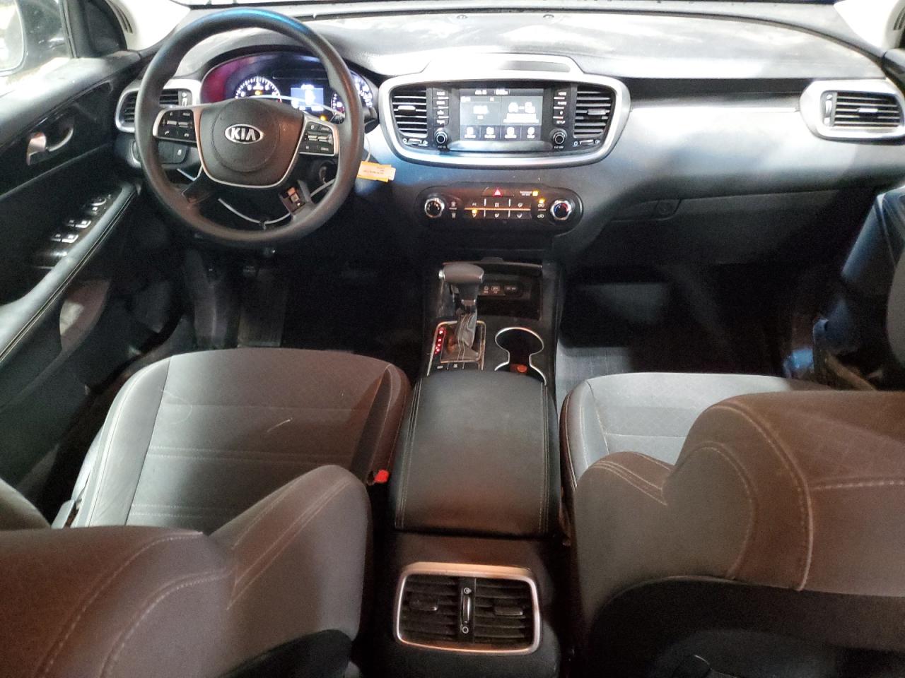2019 Kia Sorento - Image 8