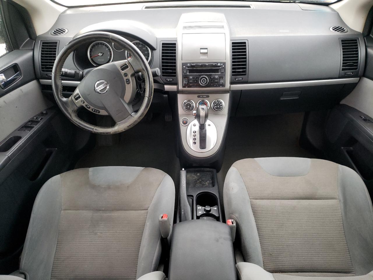 2010 Nissan Sentra - Image 8
