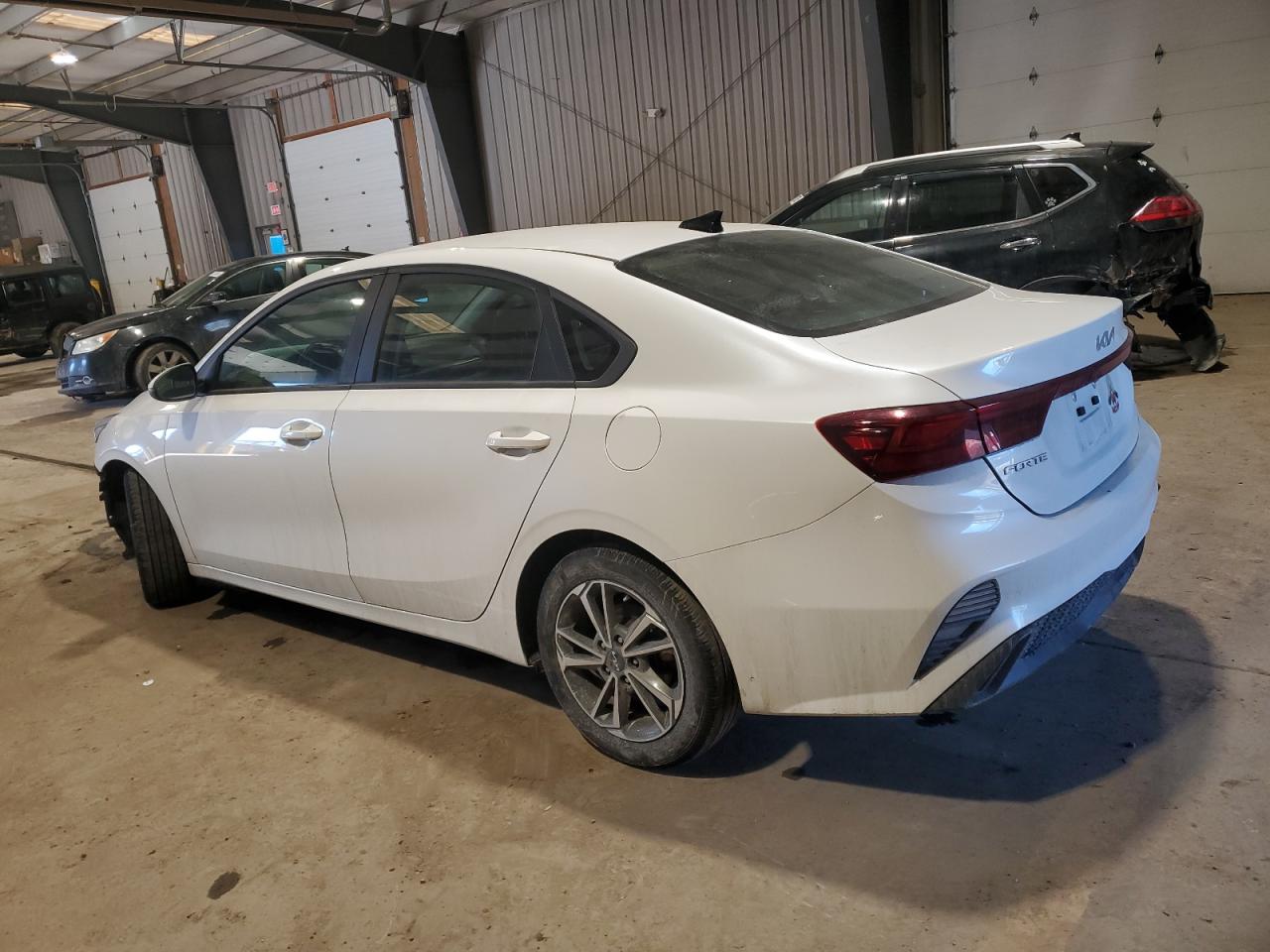2022 Kia Forte - Image 2