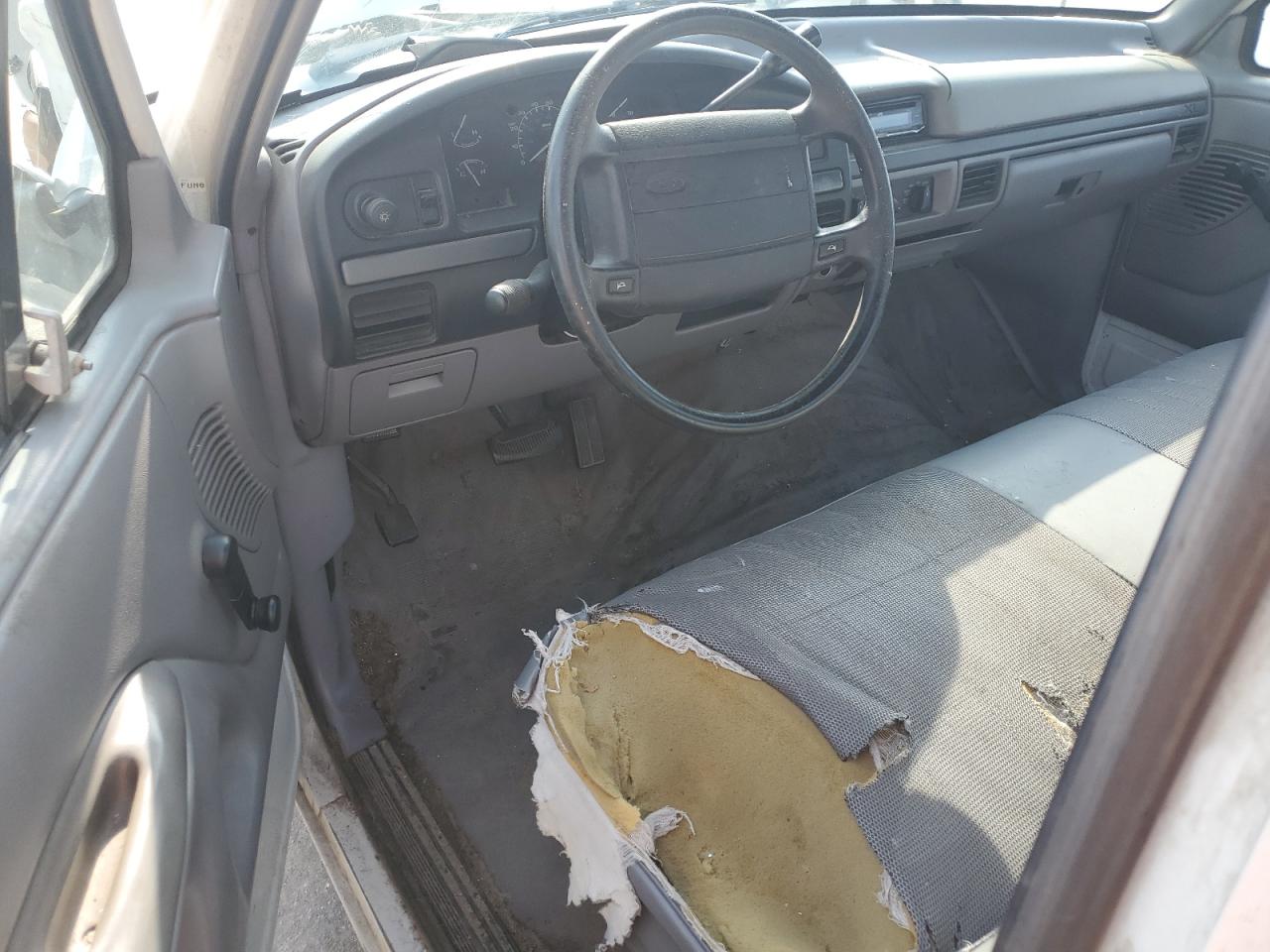 1994 Ford F-150 - Image 8