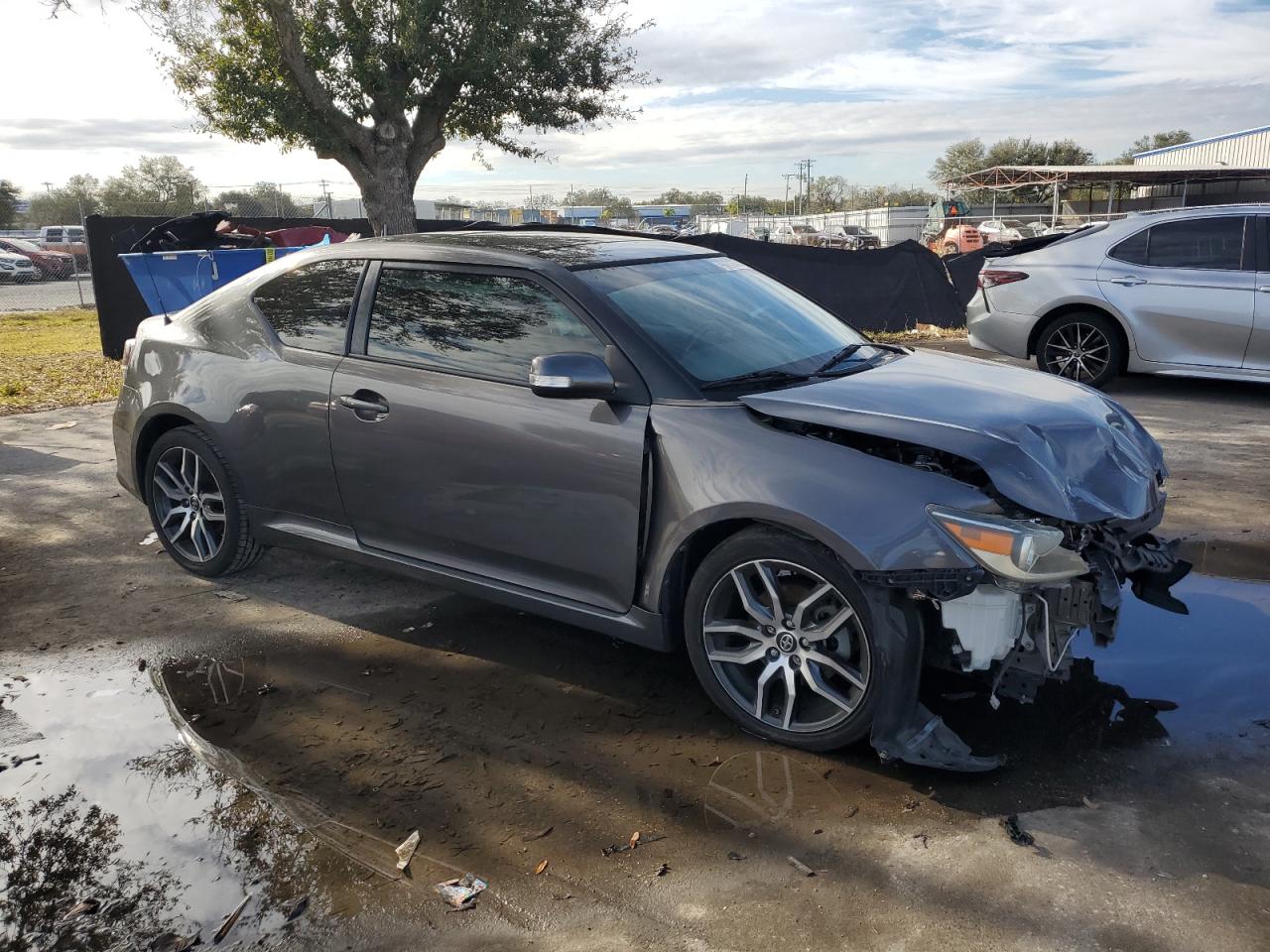 2016 Scion tC - Image 4