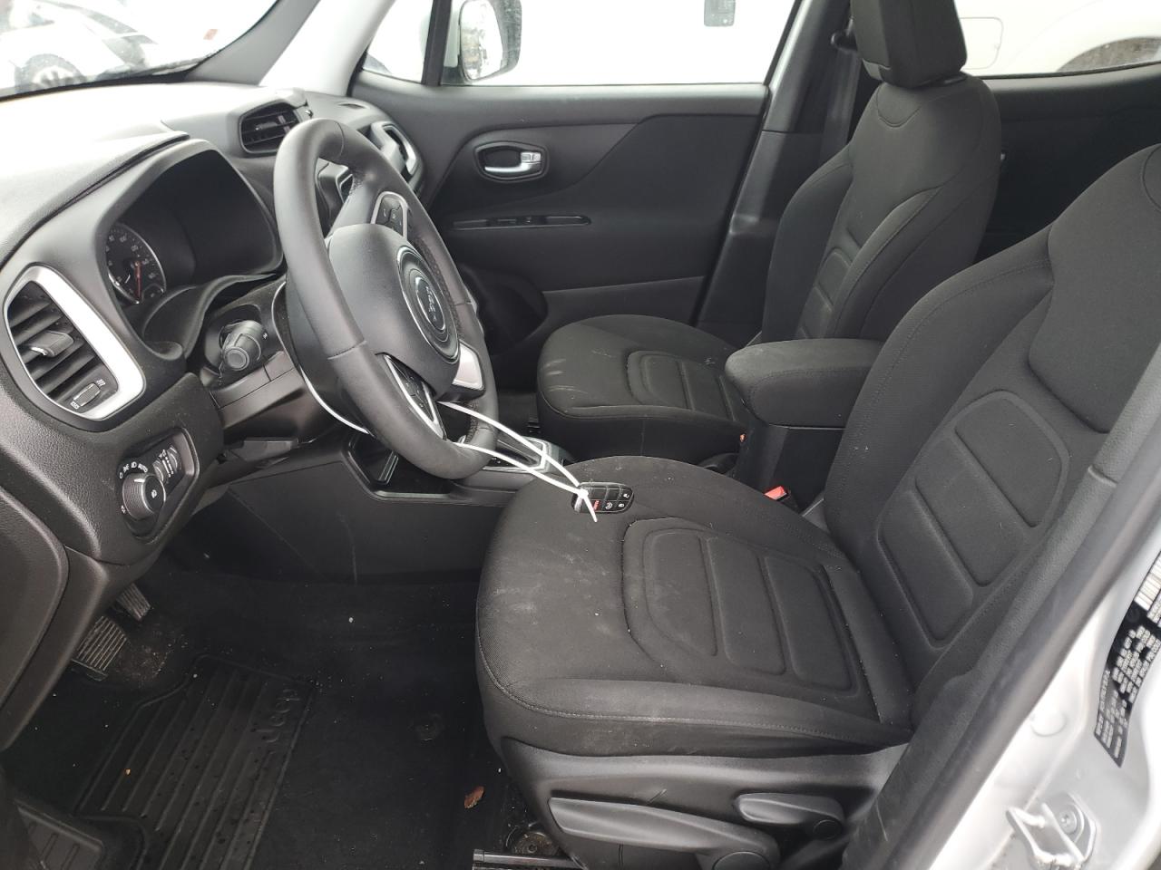 2018 Jeep Renegade - Image 7