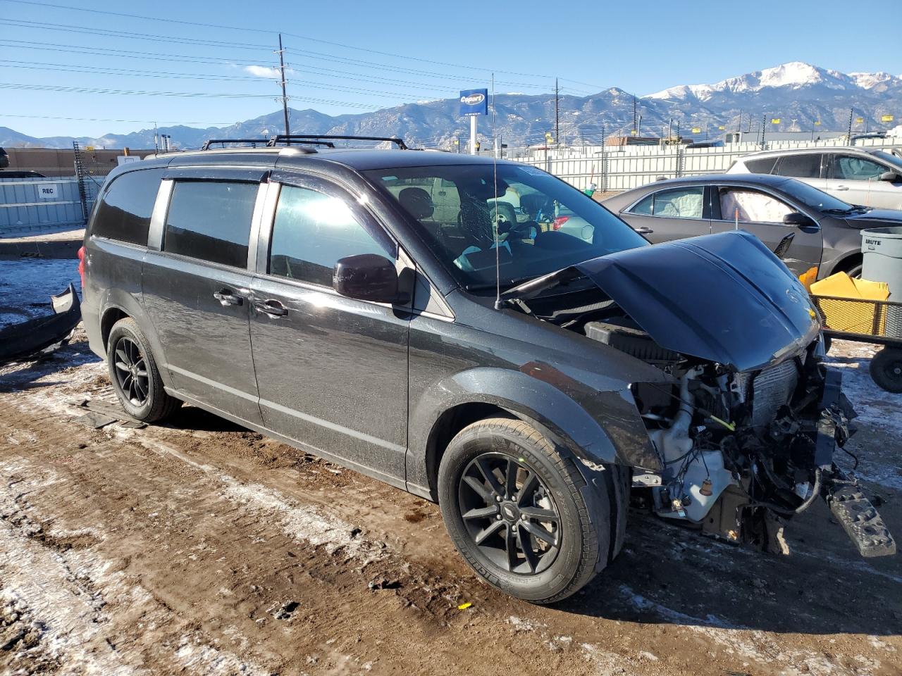 2019 Dodge Caravan - Image 4