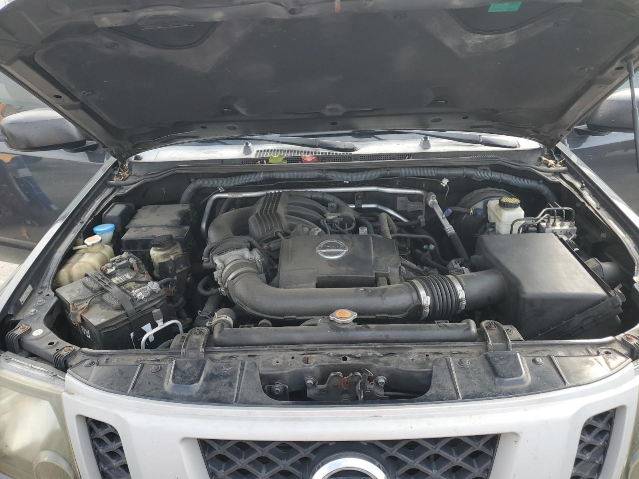2010 Nissan XTerra - Image 12