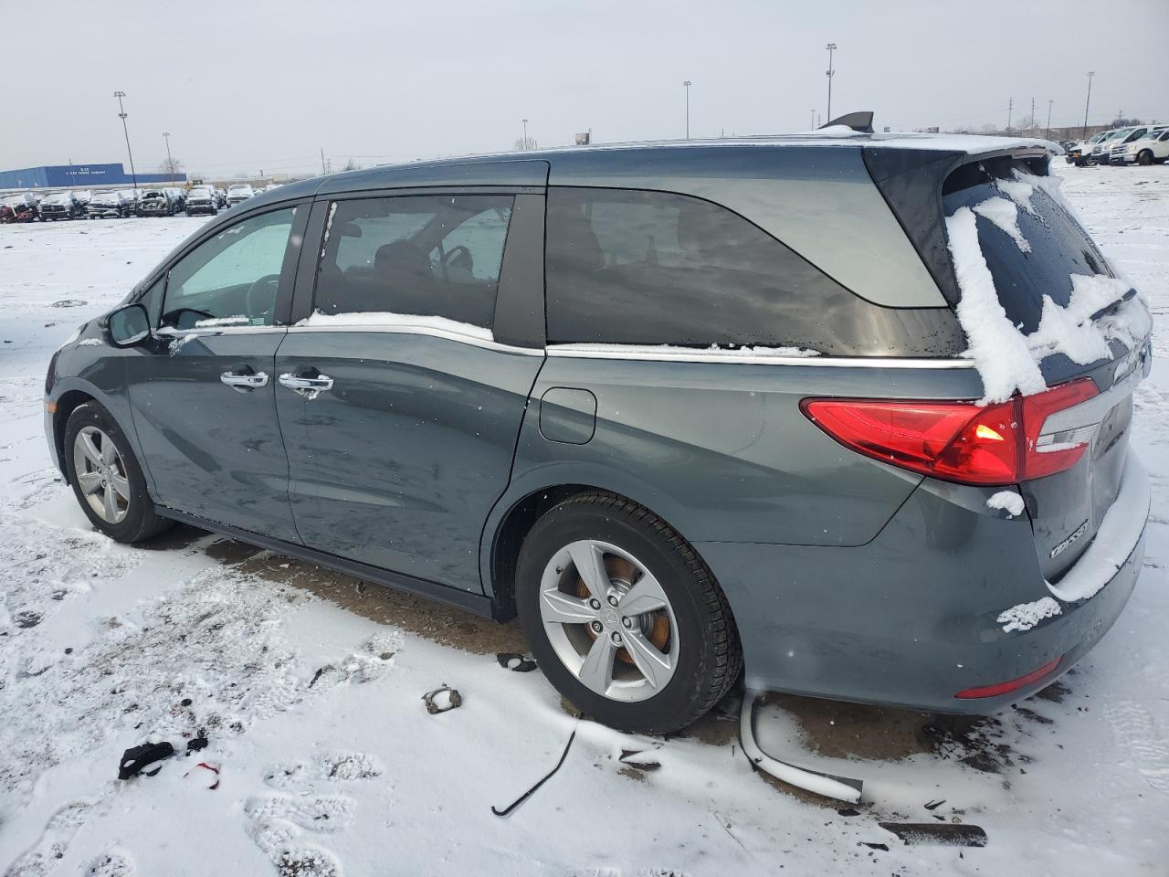 2018 Honda Odyssey - Image 2