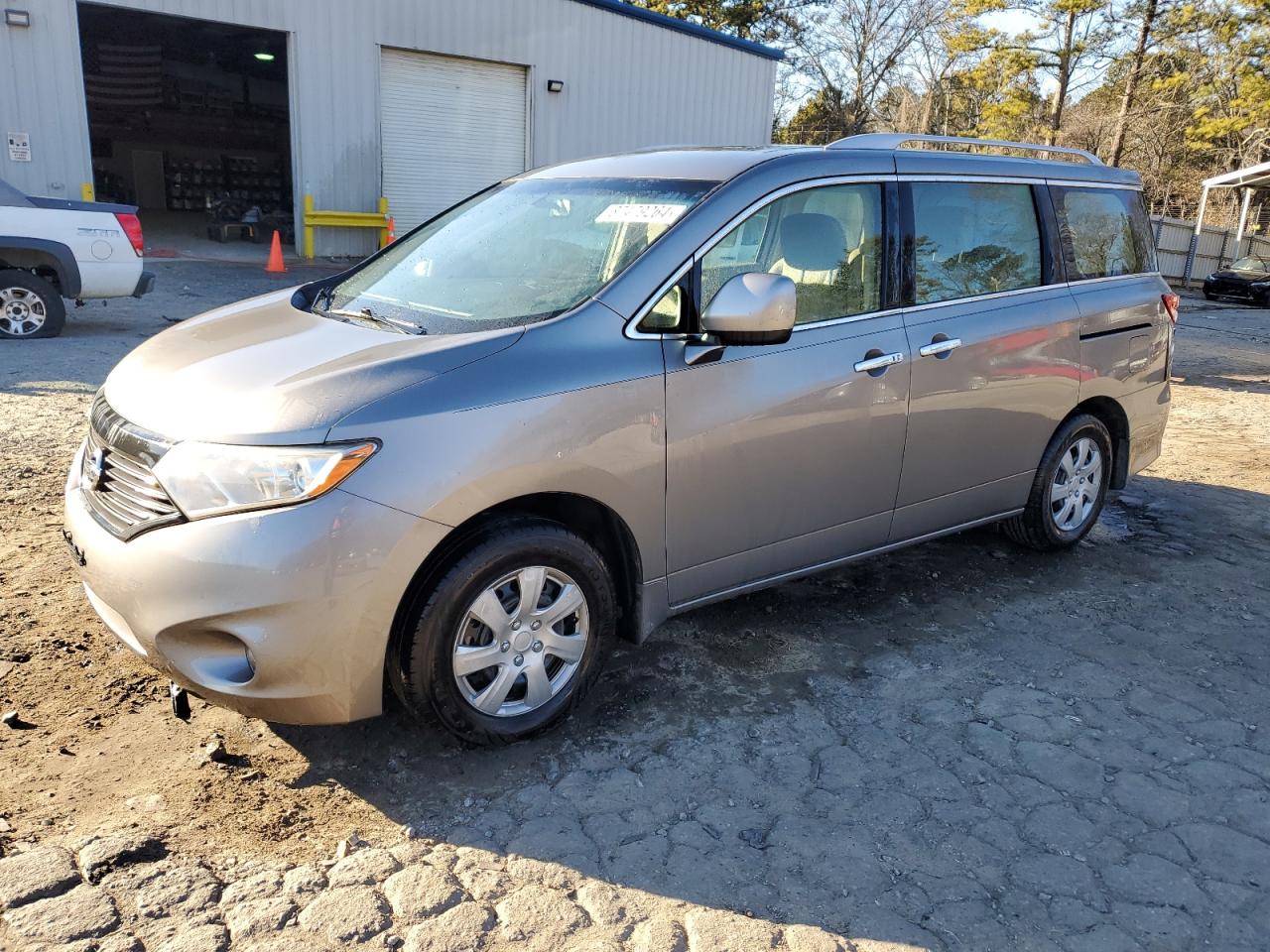 2013 Nissan Quest - Image 1