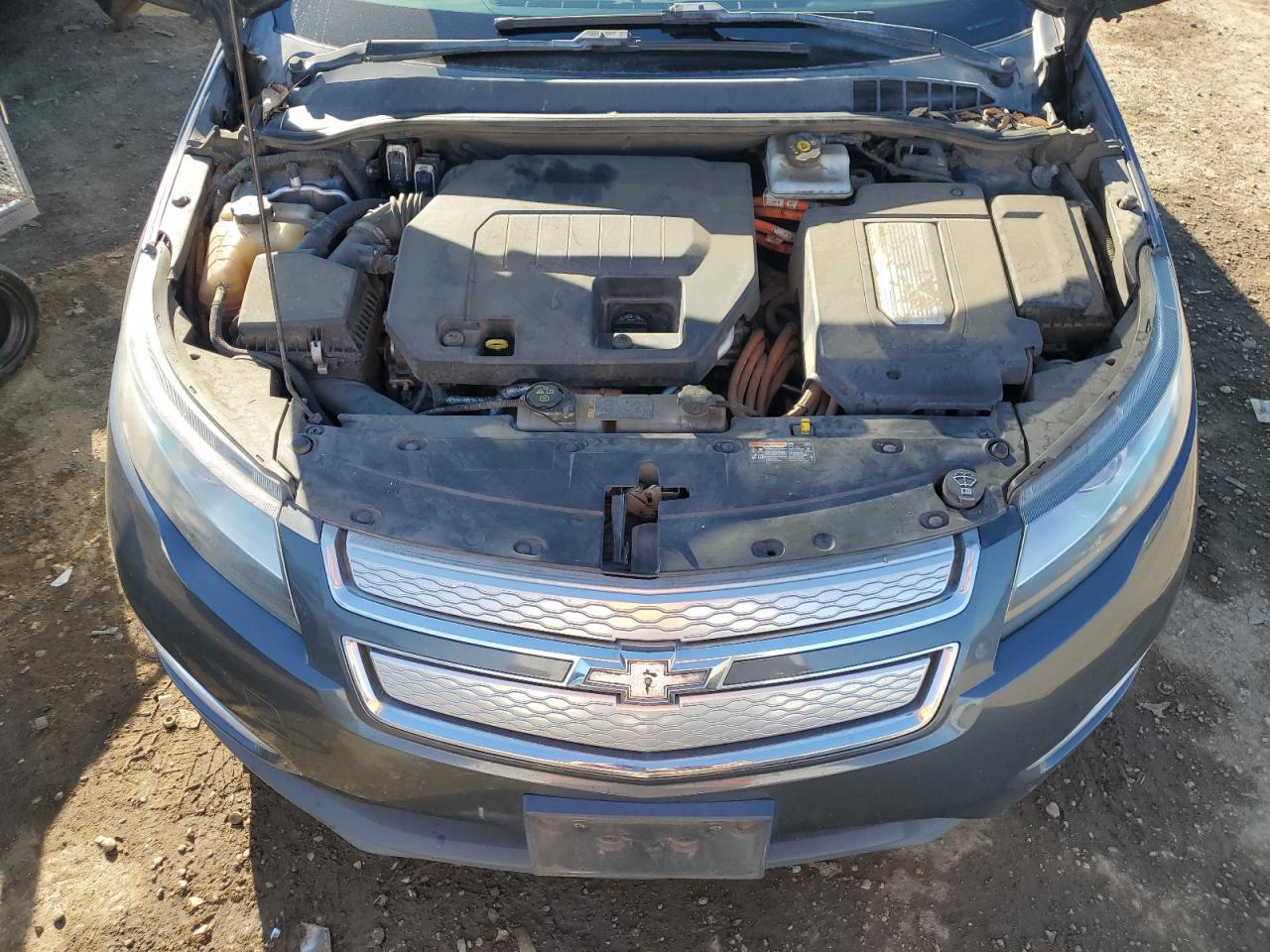 2013 Chevrolet Volt - Image 11