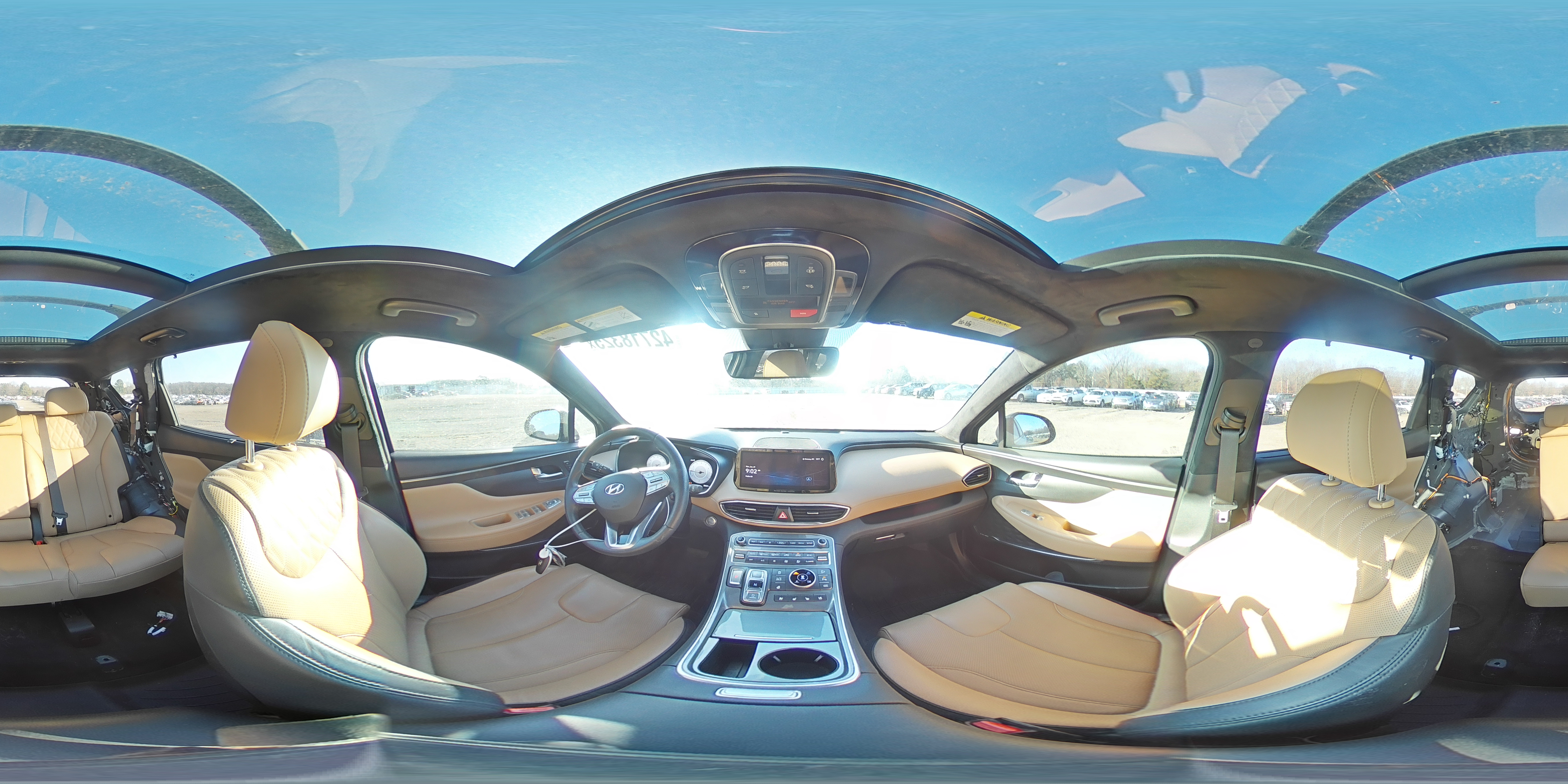 2023 Hyundai Santa Fe - Image 13