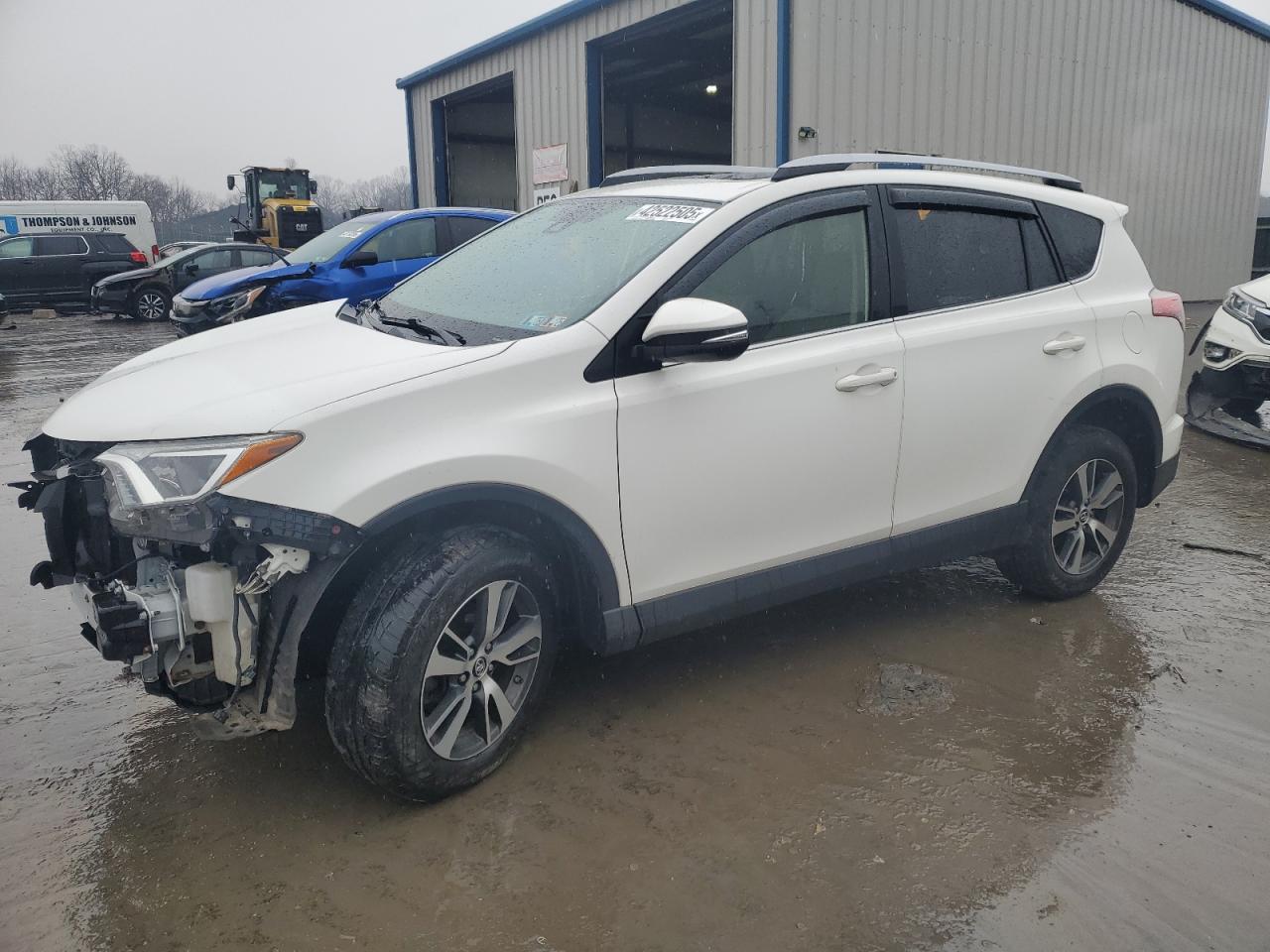 2018 Toyota RAV 4 - Image 1