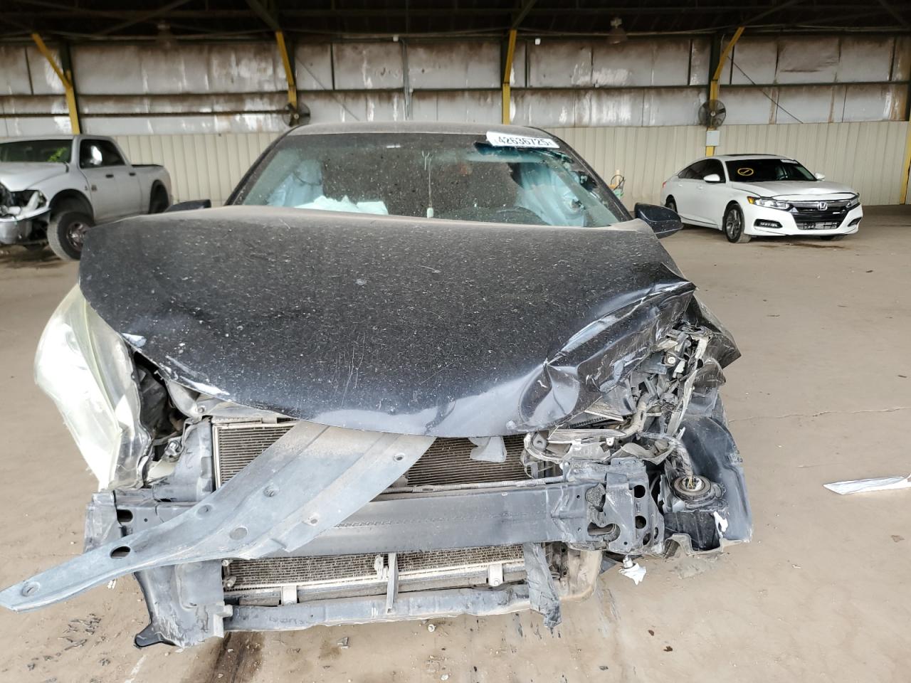 2016 Toyota Camry - Image 5