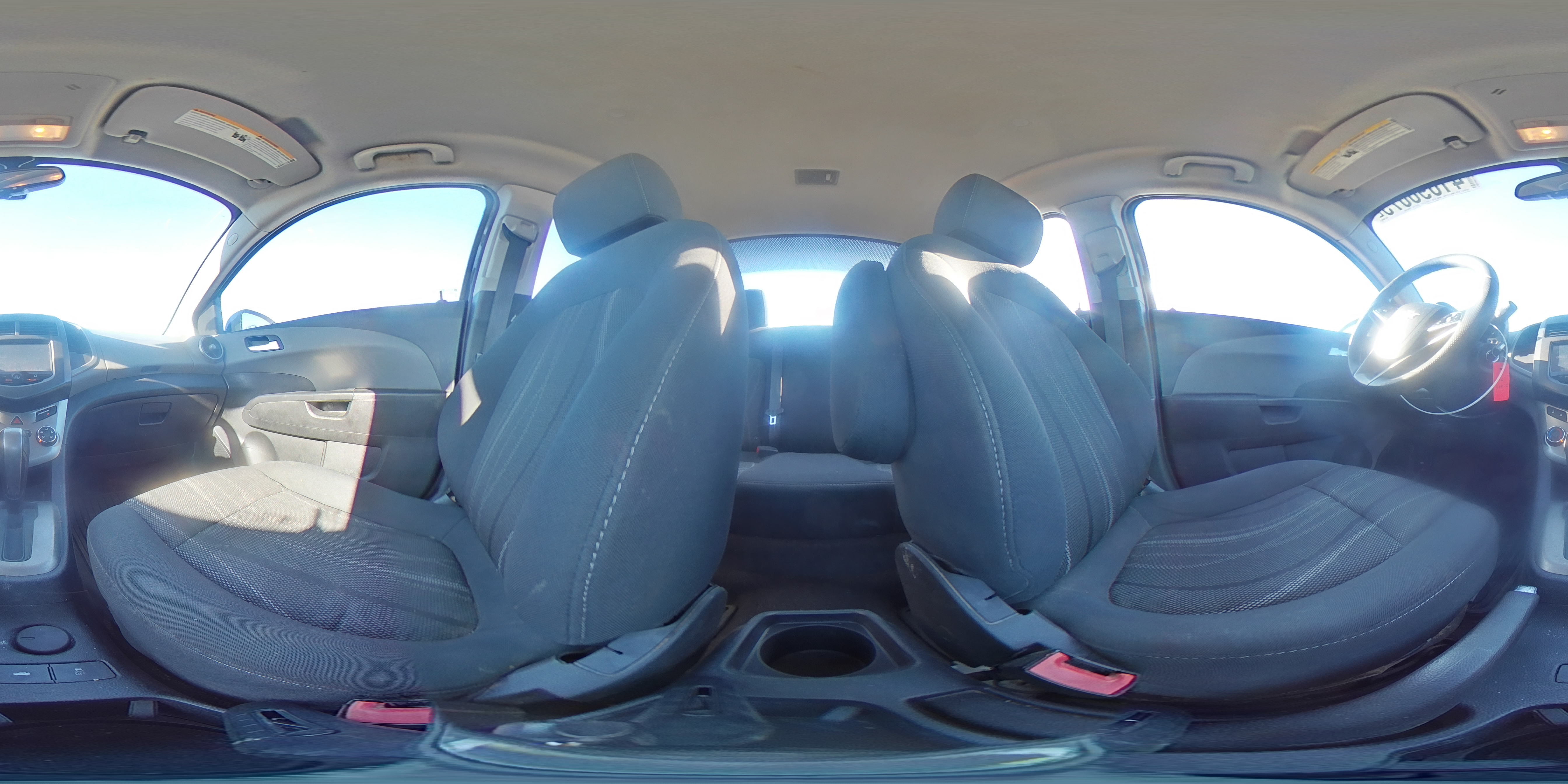 2016 Chevrolet Sonic - Image 12