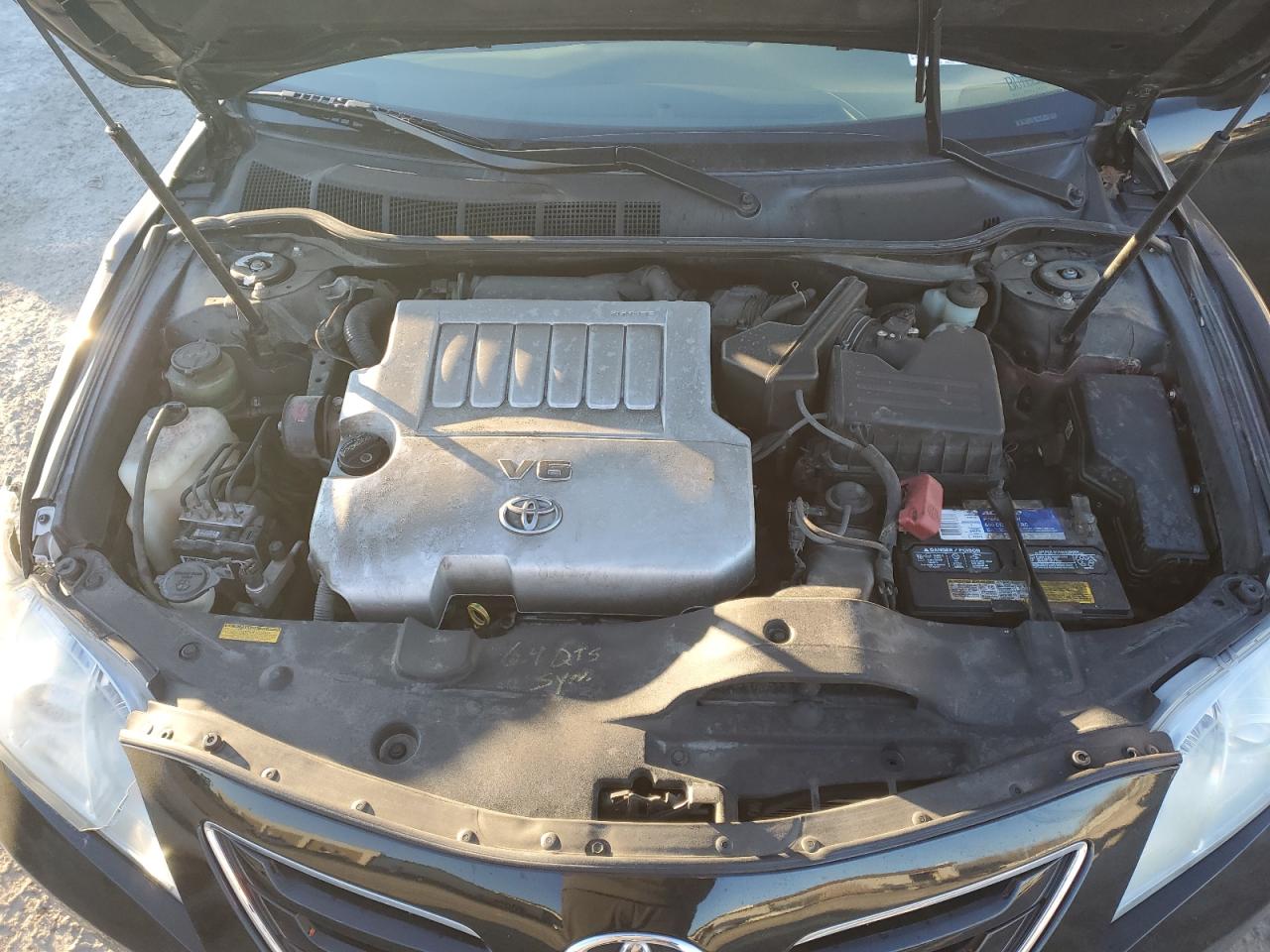 2009 Toyota Camry - Image 11