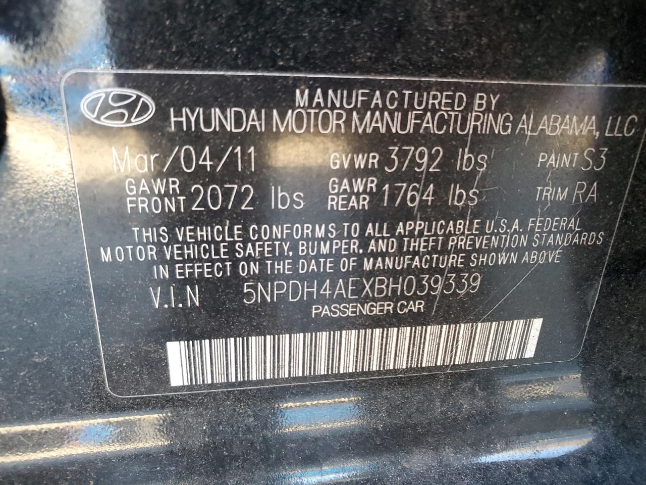 2011 Hyundai Elantra - Image 12