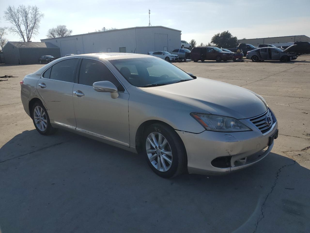 2010 Lexus ES - Image 4