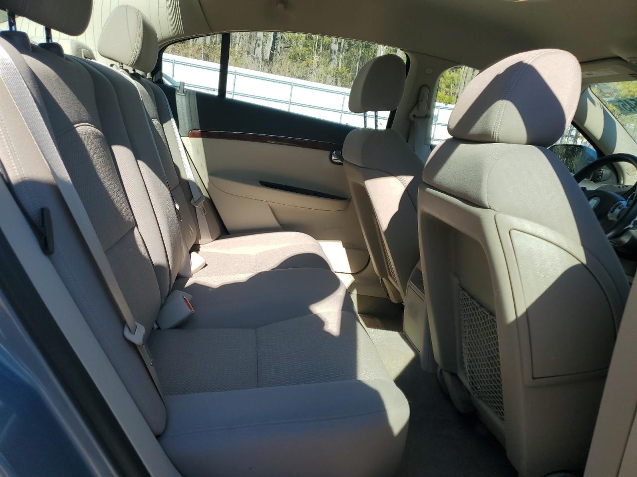 2009 Saturn Aura - Image 10
