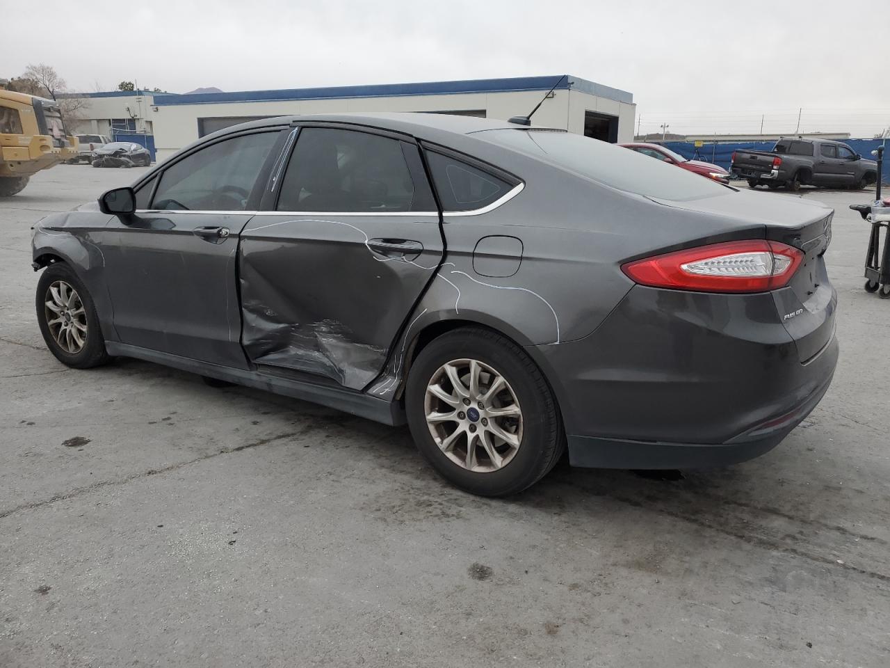 VIN 3FA6P0G77FR114181 2015 FORD FUSION no.2