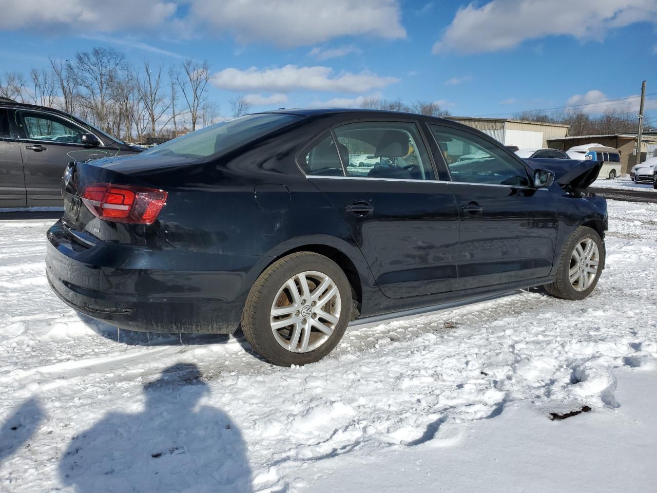 2017 Volkswagen Jetta - Image 3