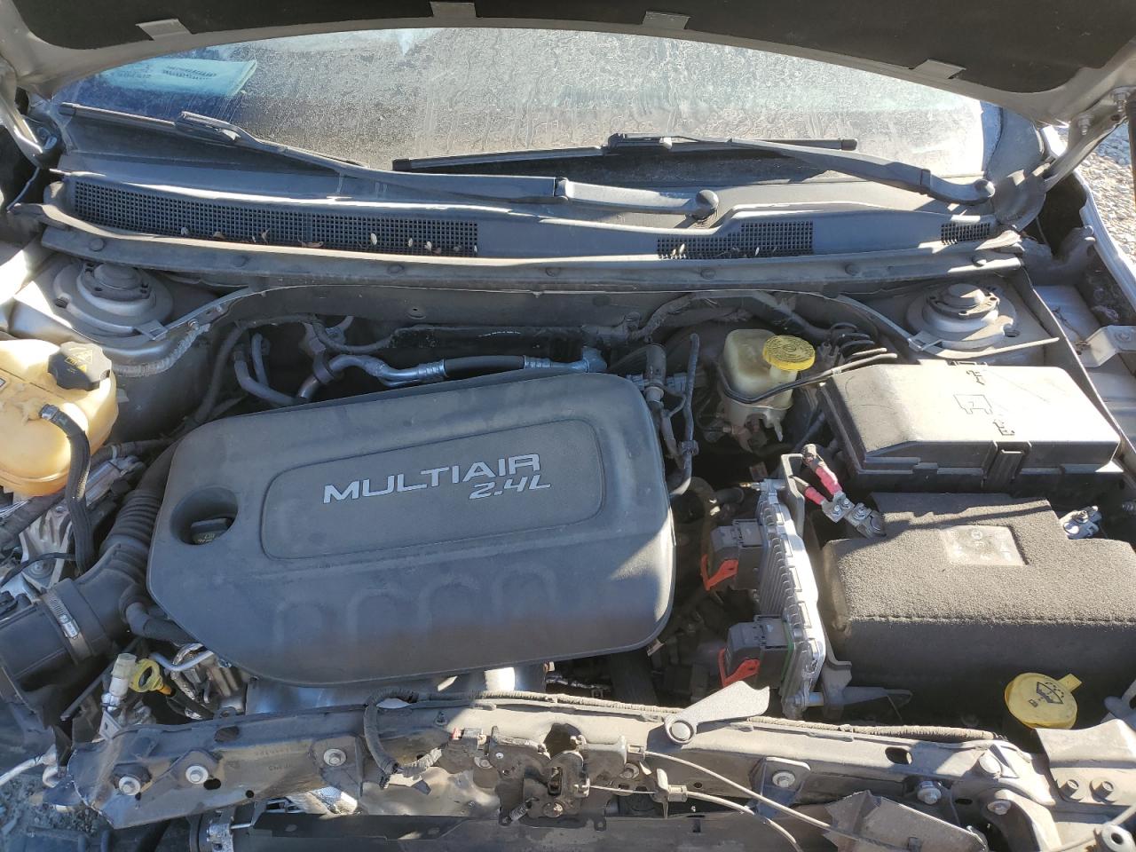 2015 Chrysler 200 - Image 12