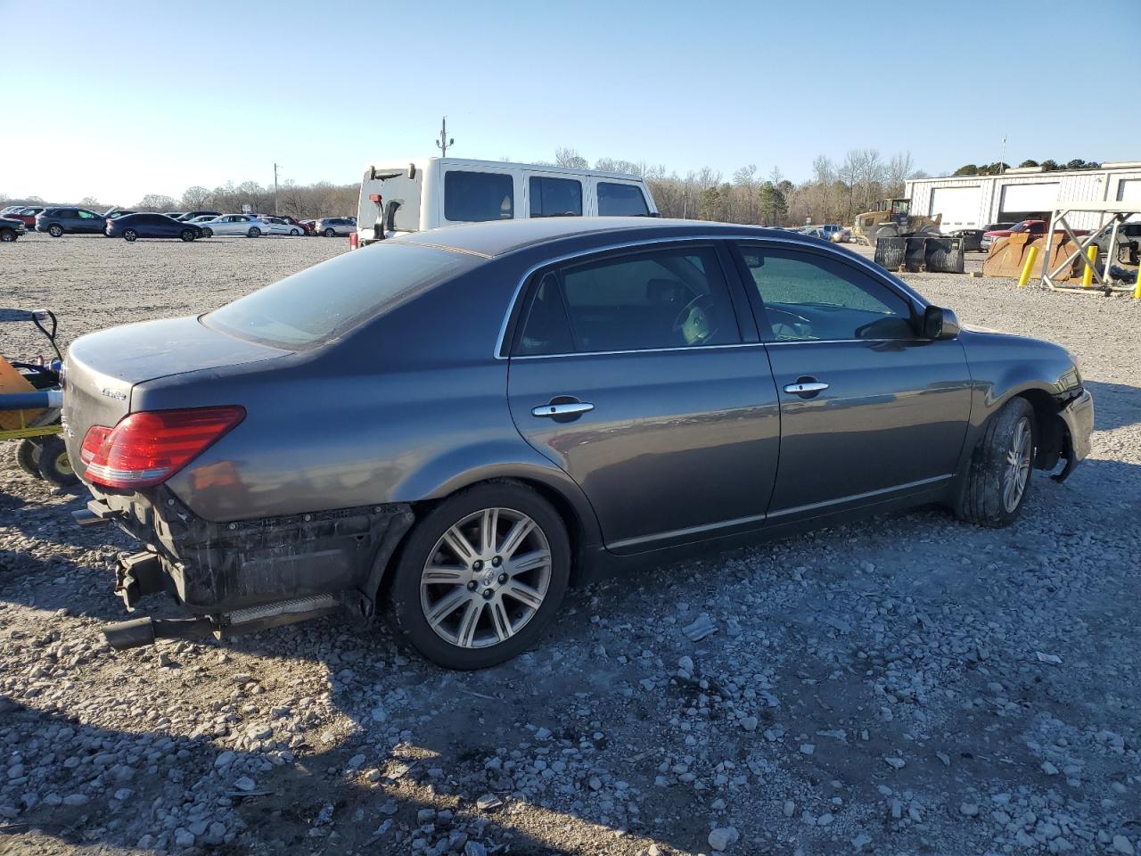 2008 Toyota Avalon - Image 3