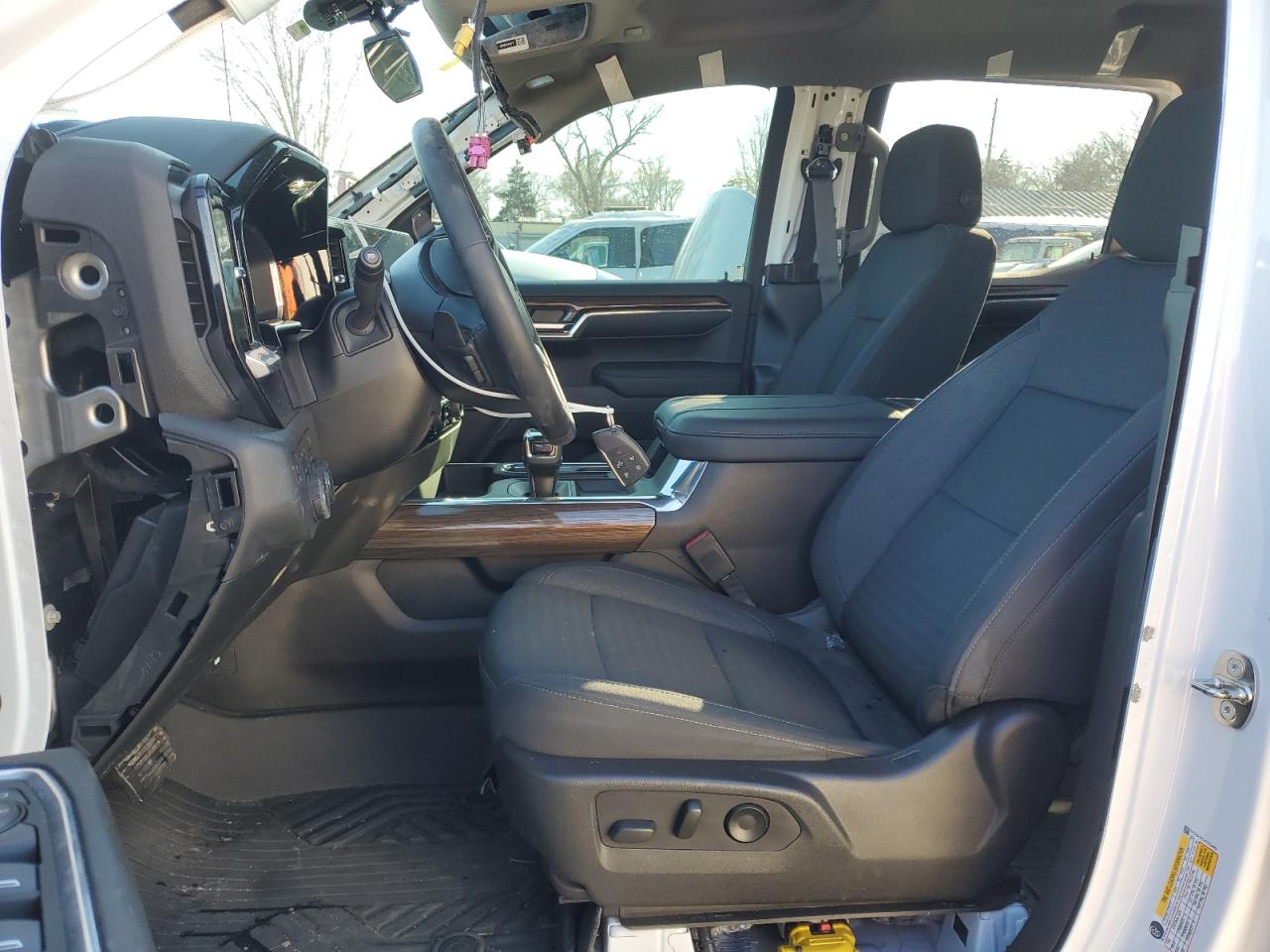 2023 Chevrolet Silverado - Image 7