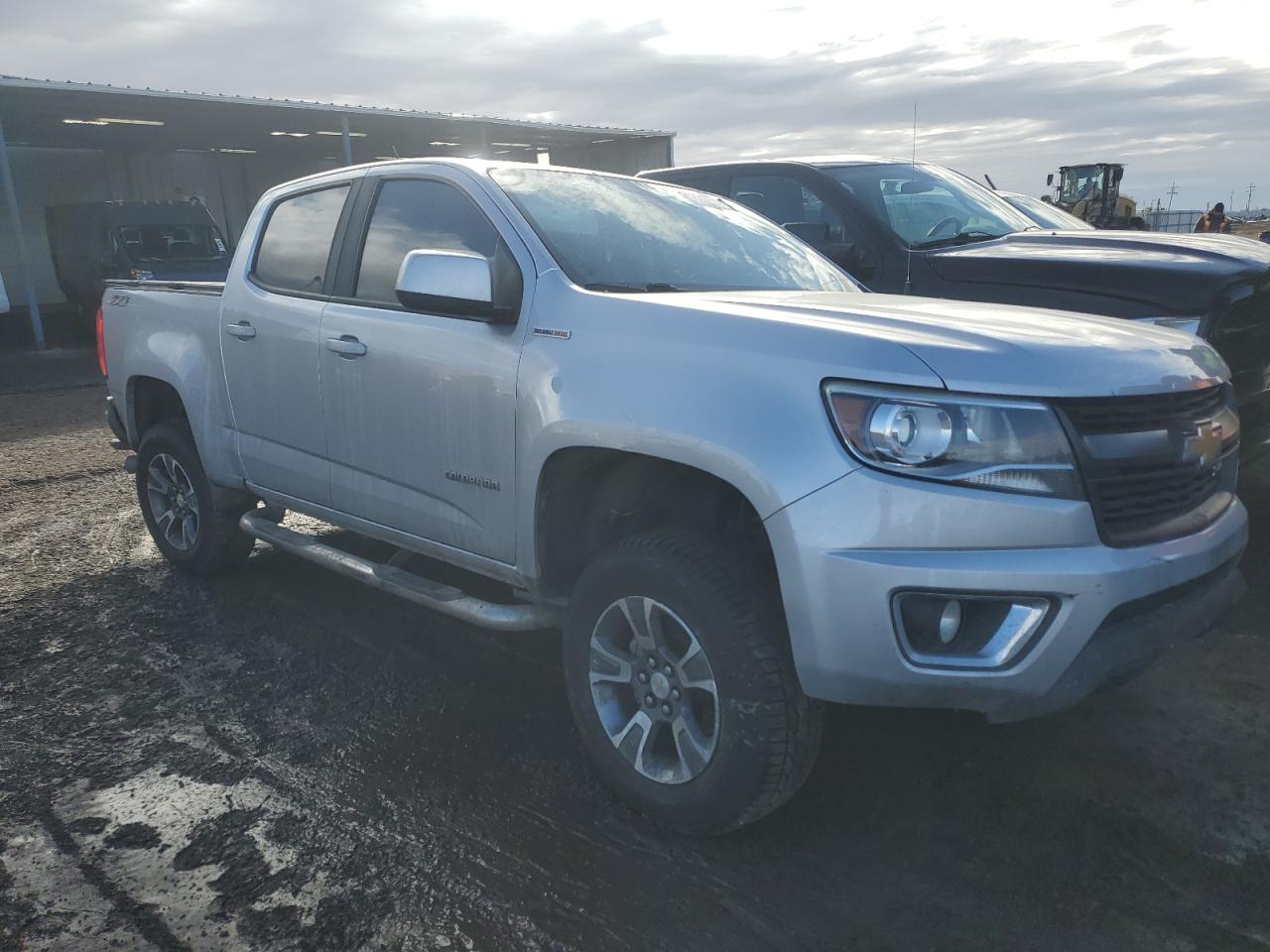 2017 Chevrolet Colorado - Image 4